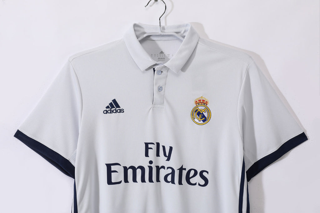 Real Madrid 2016/17 (Home Kit)