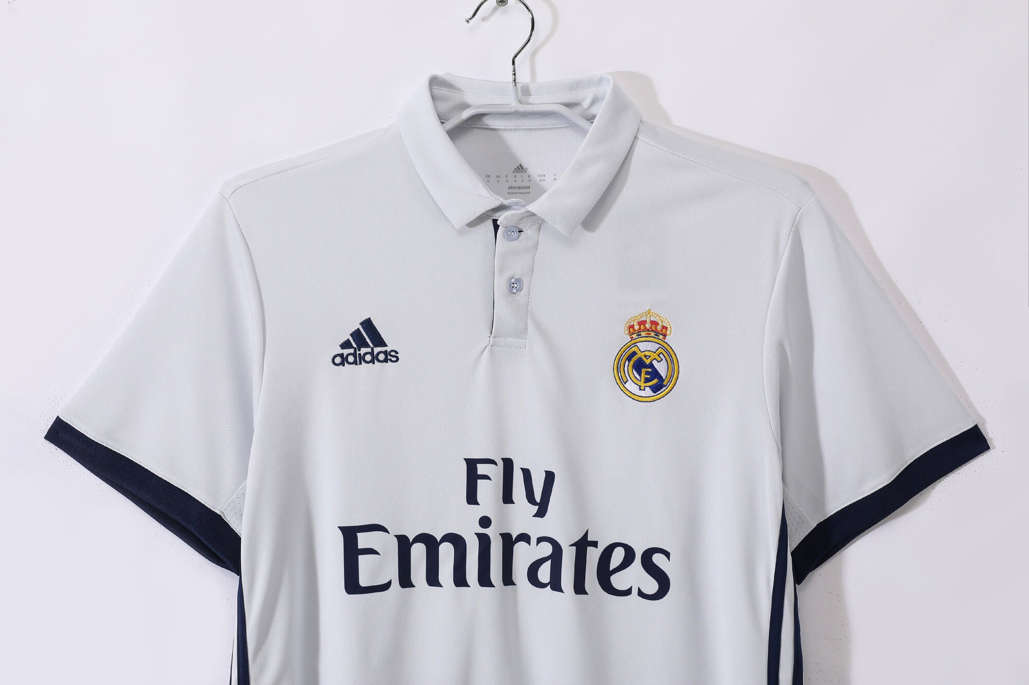 Real Madrid 2016/17 (Home Kit)