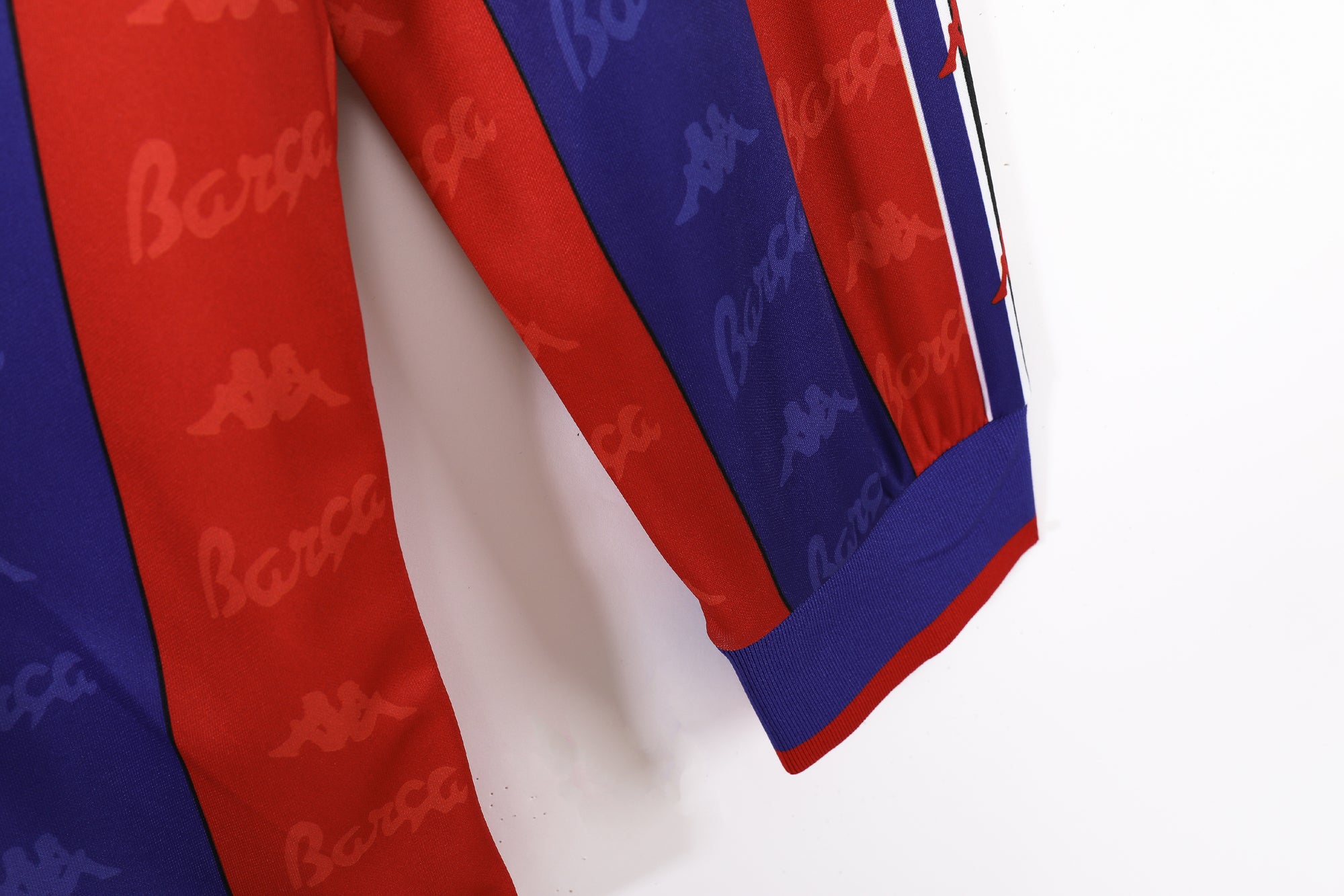 Barcelona 1995/97 (Home Kit – Long Sleeve)