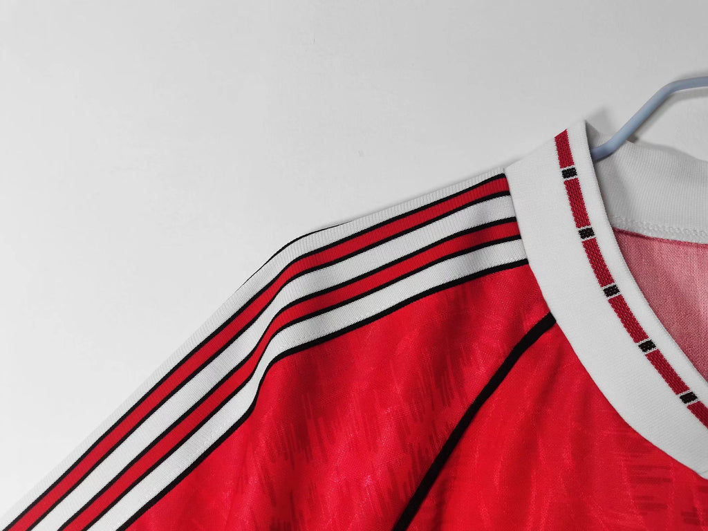 Manchester United 1991/92 (Home Kit)