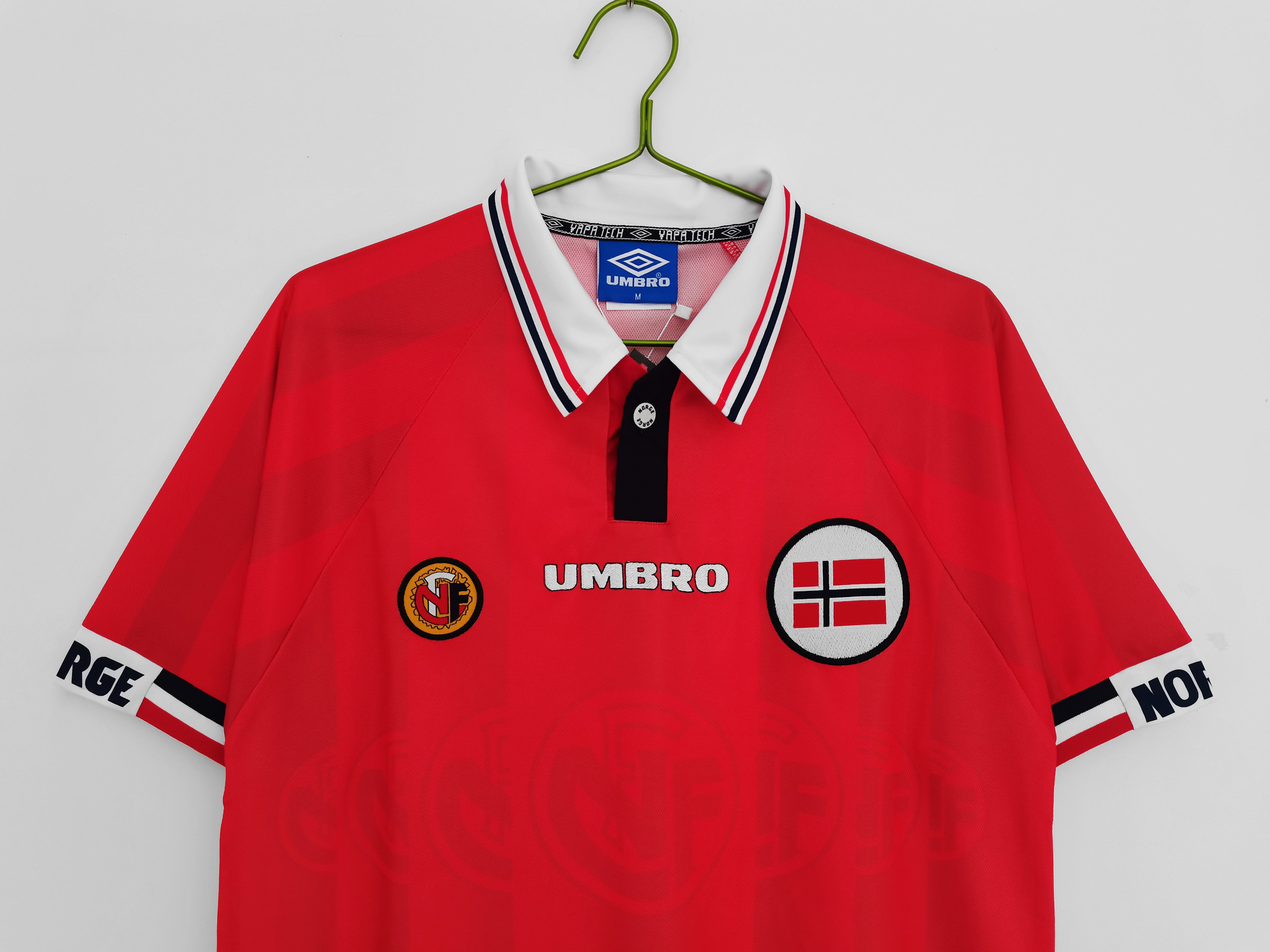 Noruega 1998/99 (Home Kit)