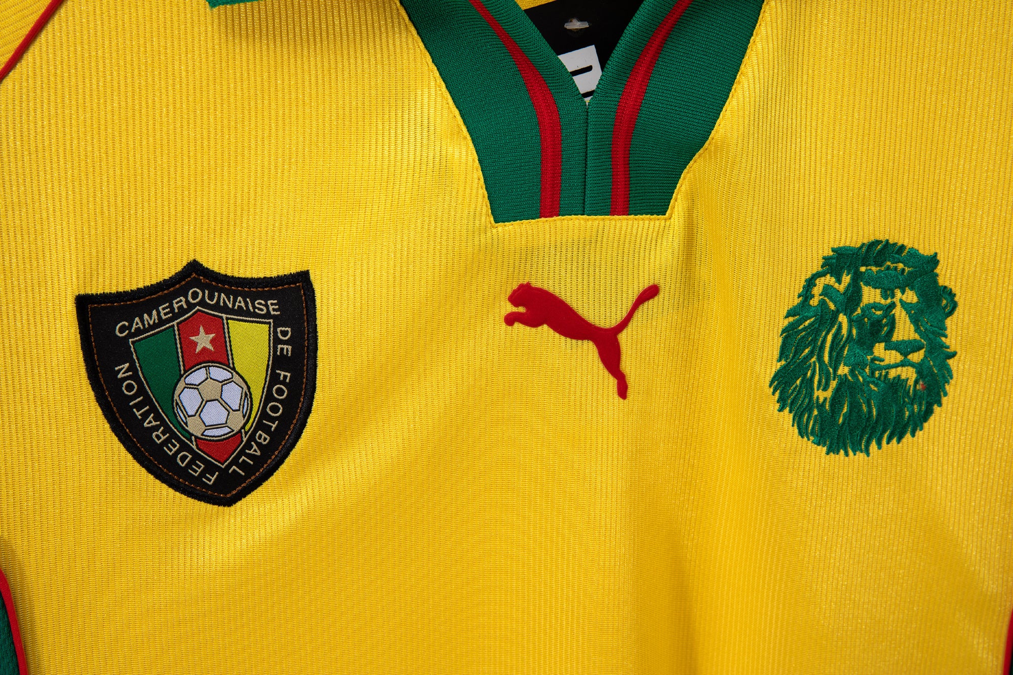 Camerún 1998/99 (Away Kit)