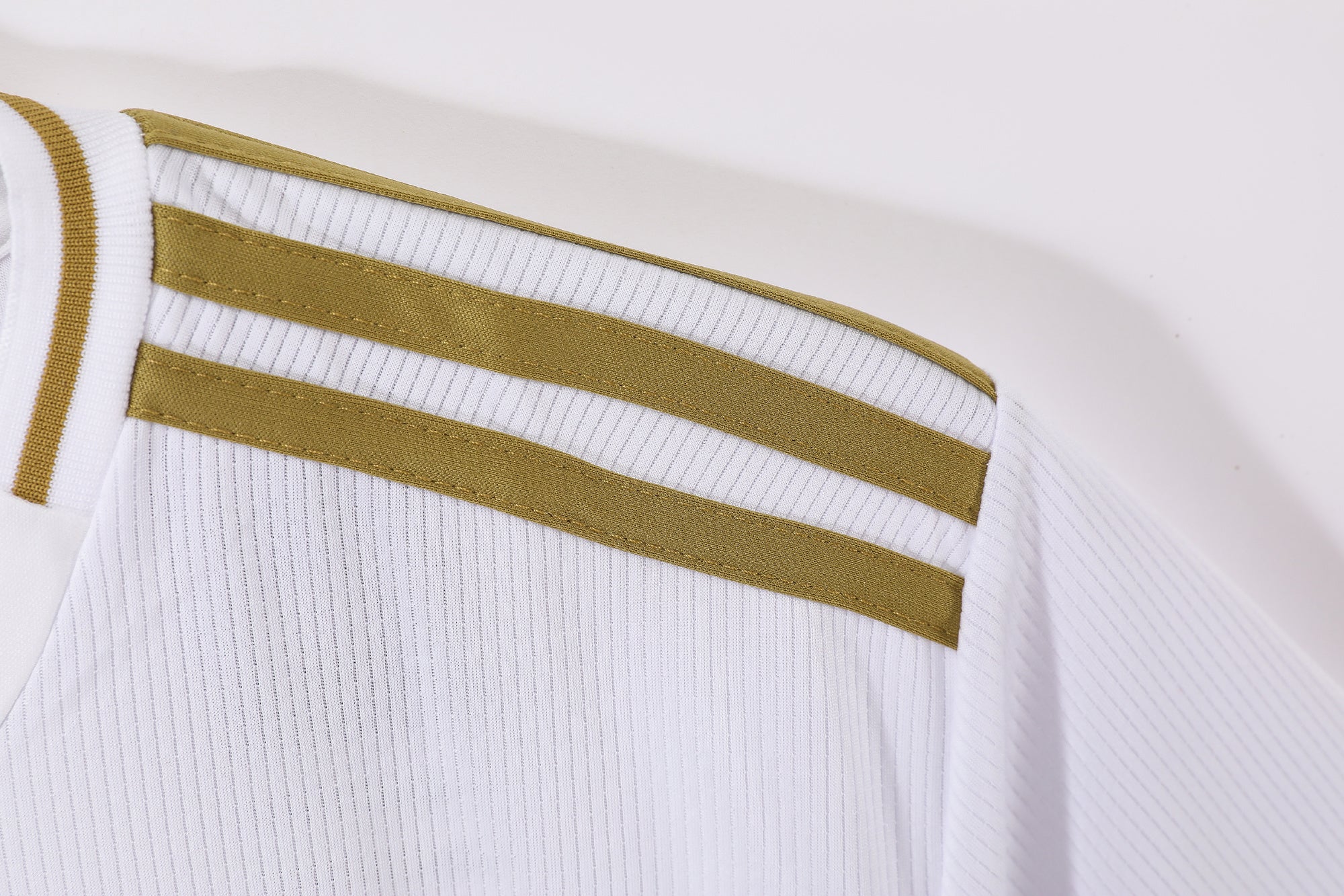 Real Madrid 2019/20 (Home Kit)