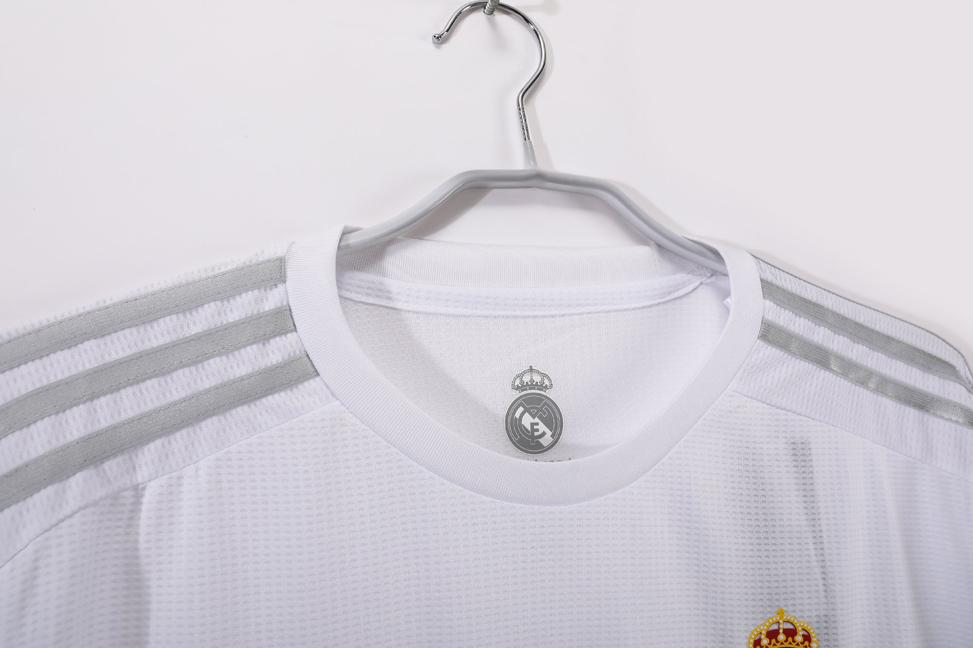 Real Madrid 2015/16 (Home Kit – Long Sleeve)