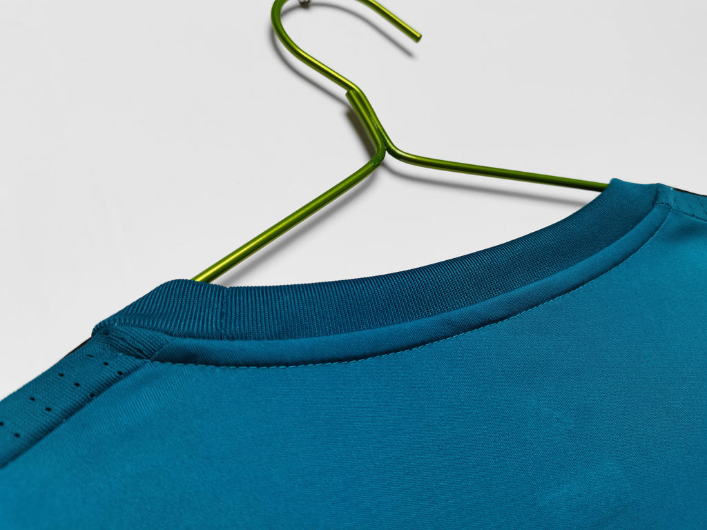 Real Madrid 2017/18 (Third Kit – Long Sleeve)