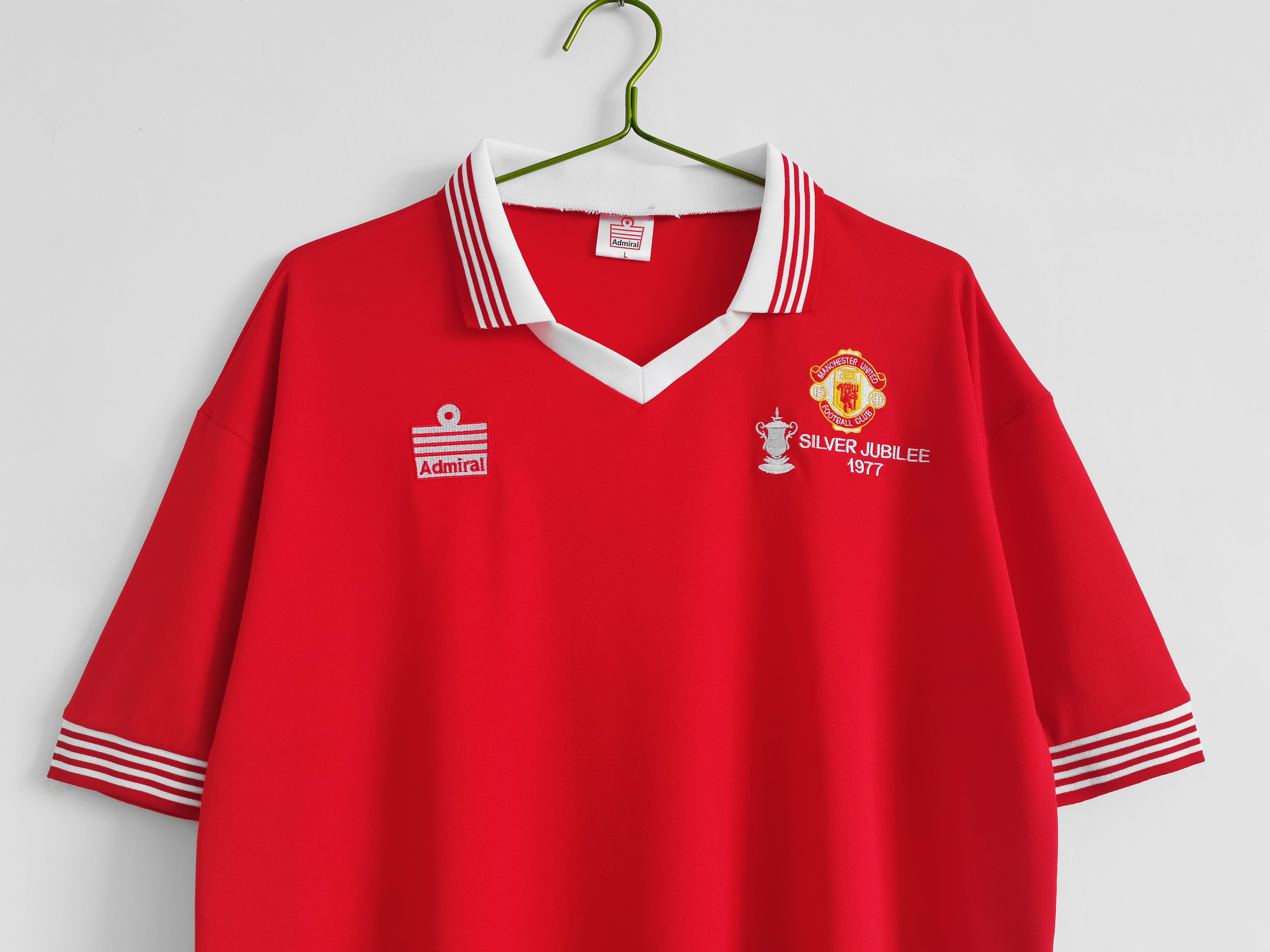 Manchester United 1982/83 (Home Kit)