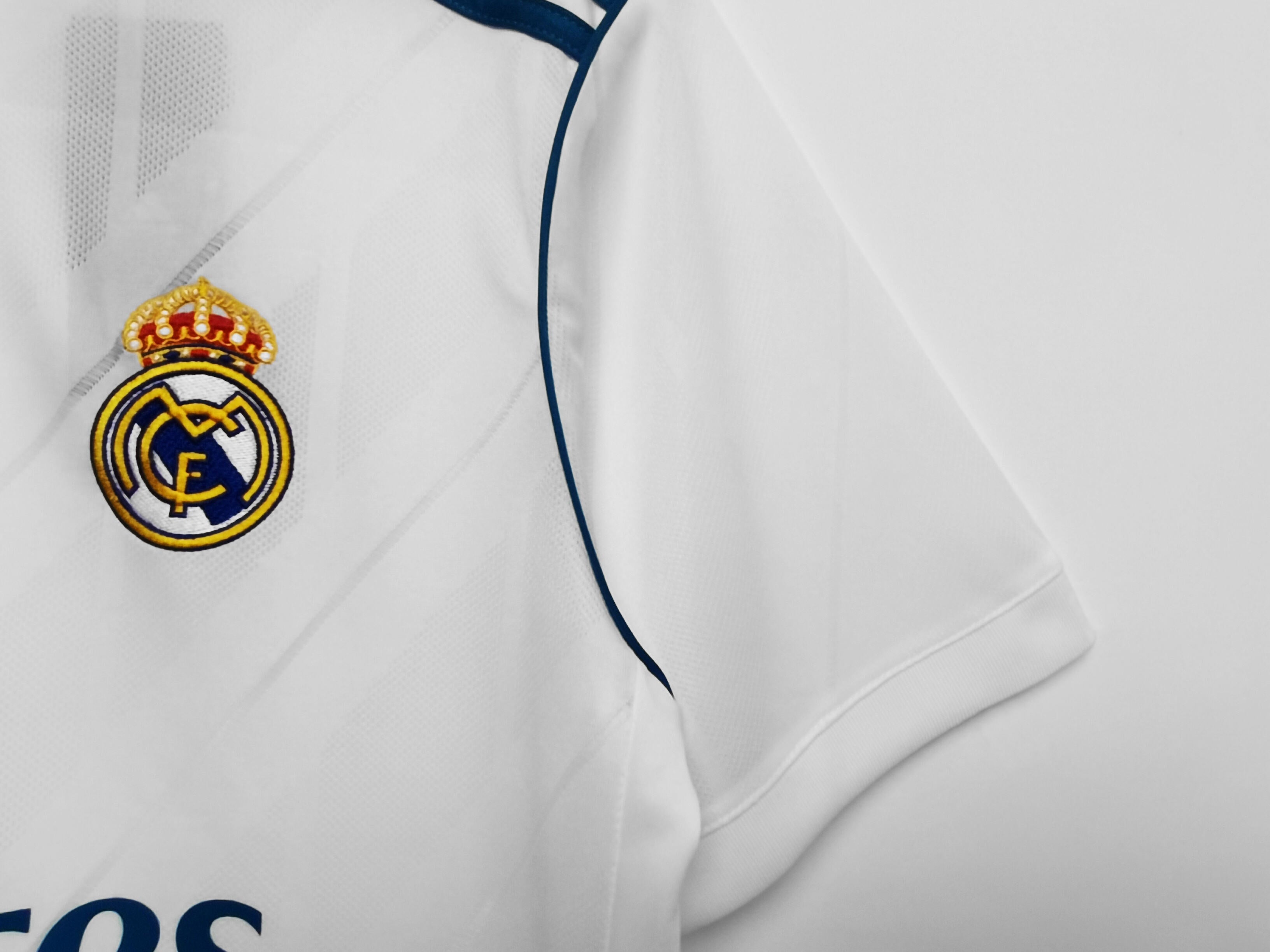 Real Madrid 2017/18 (Home Kit)