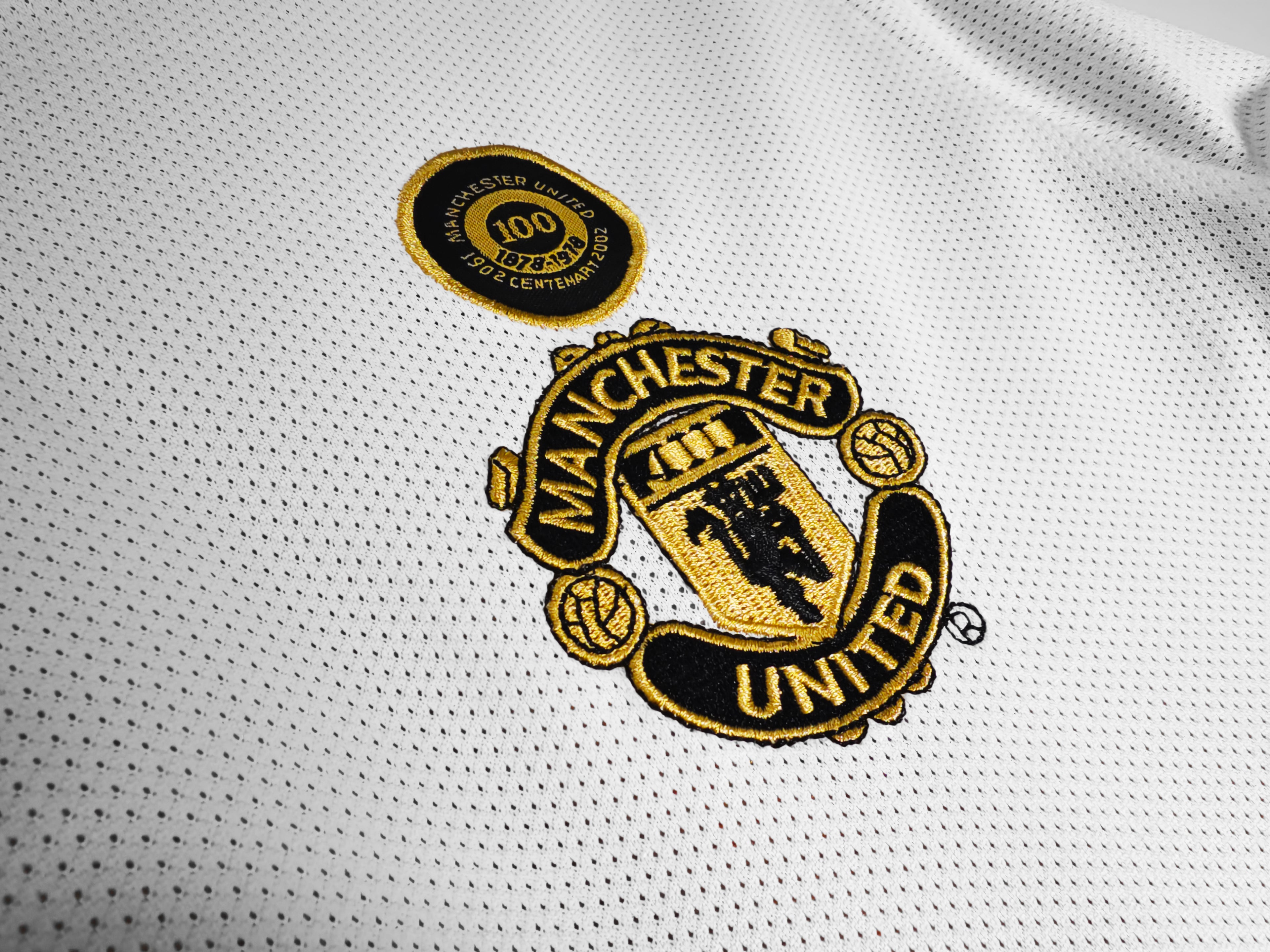 Manchester United 2001/02 Centenary (White - Long Sleeve)