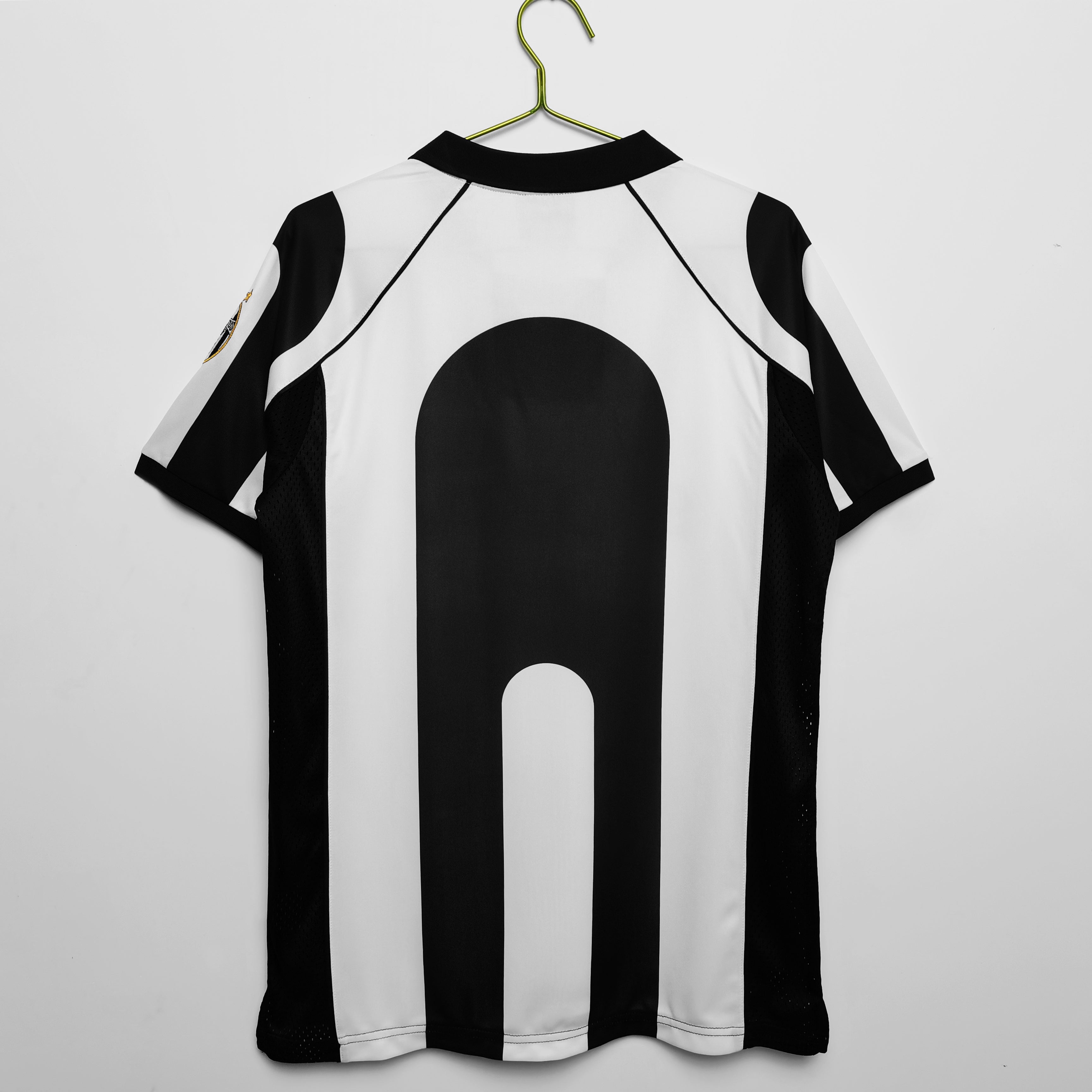 Juventus 1997/98 (Home Kit)