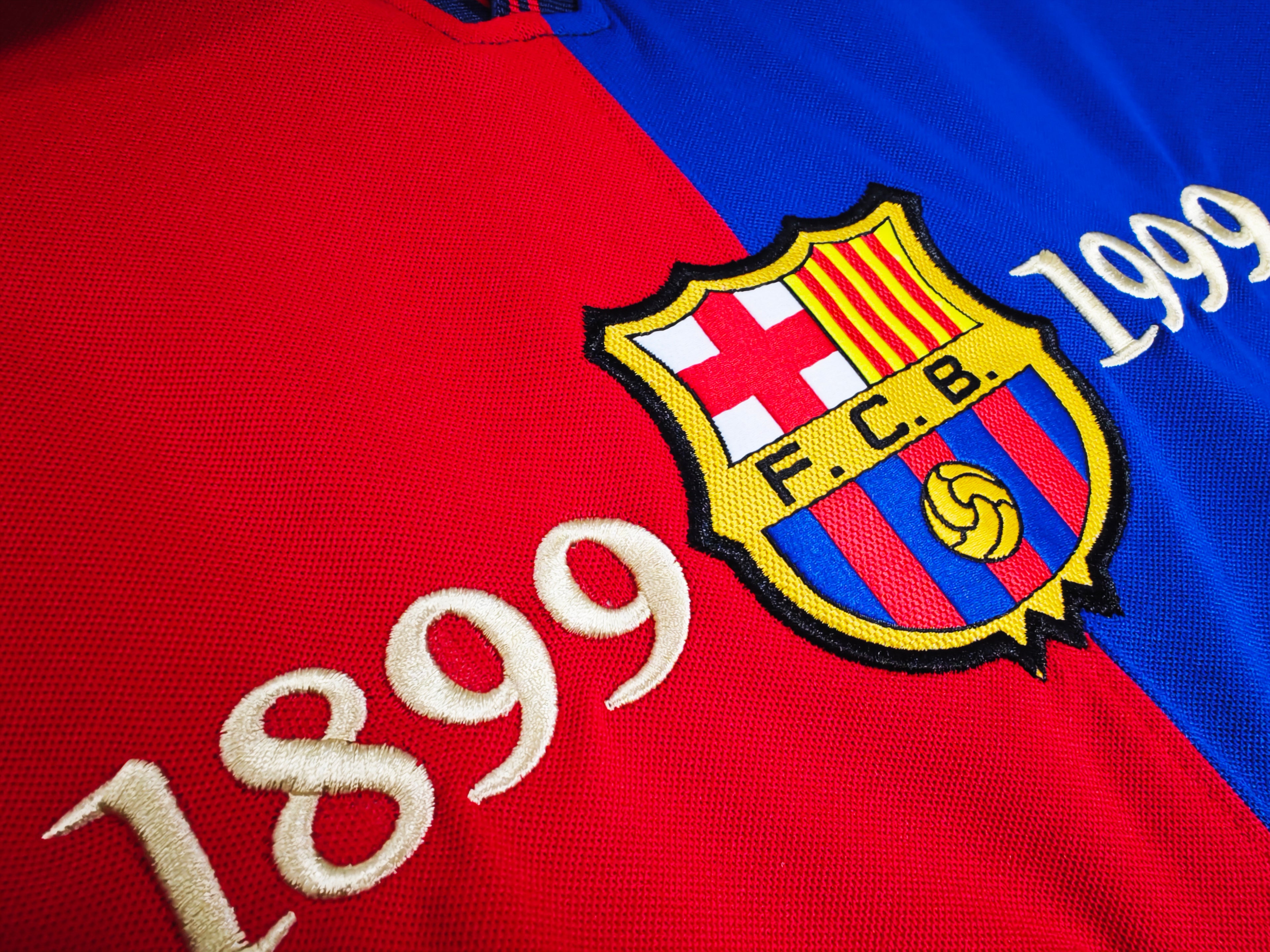 Barcelona 1999/00 (Centenary Commemorative Edition)