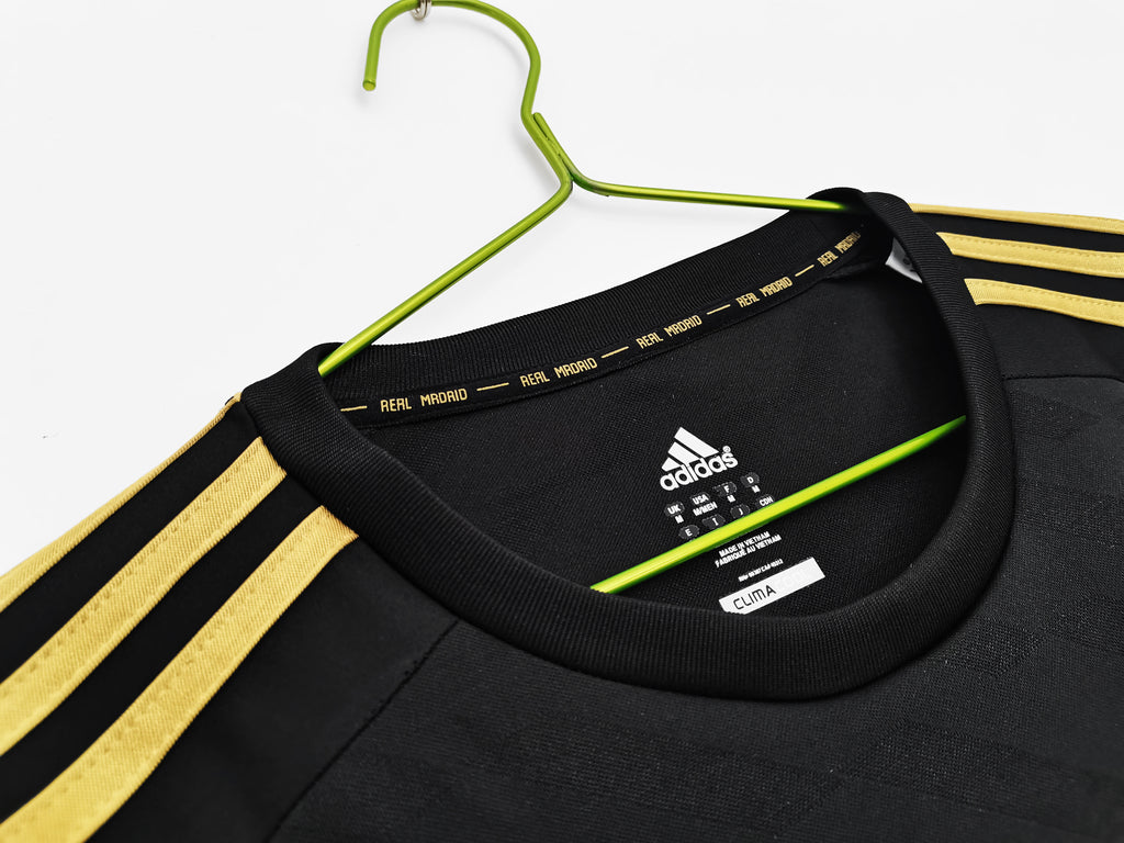 Real Madrid 2011/12 (Away Kit – Long Sleeve)