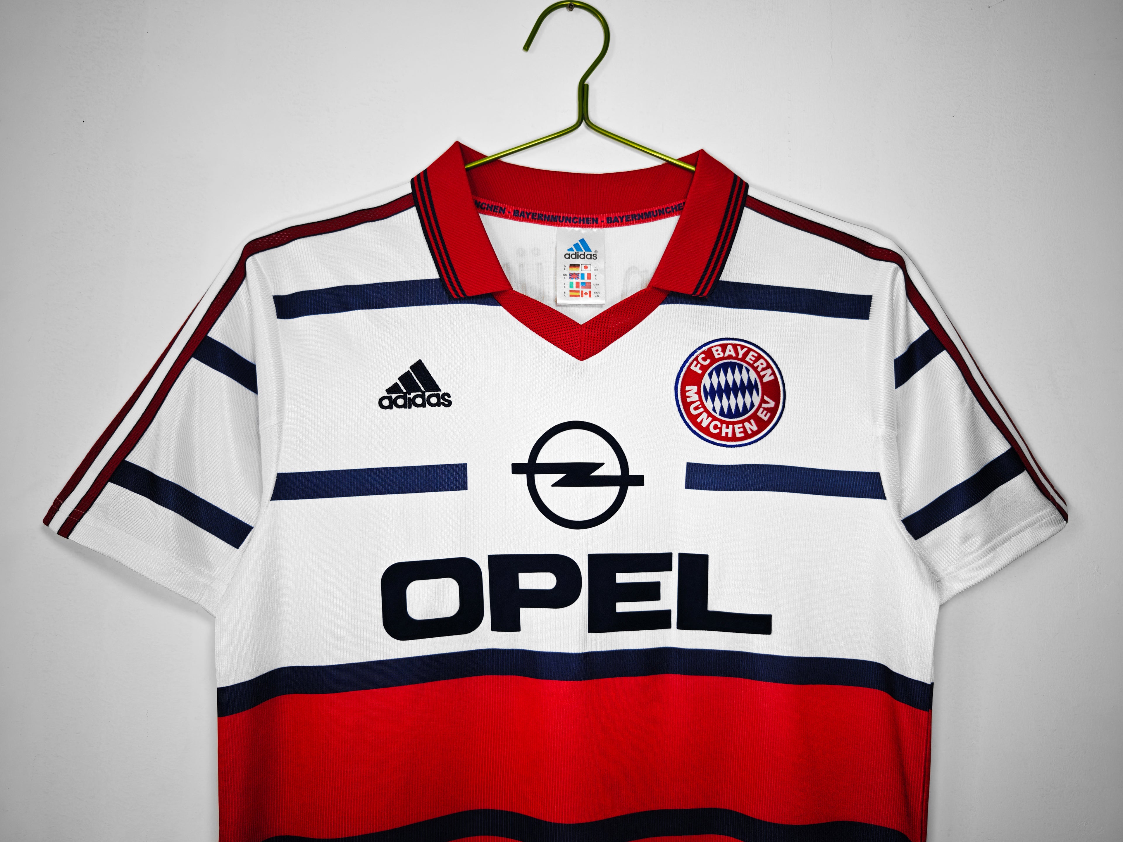Bayern Munich 1998/00 (Home Kit)