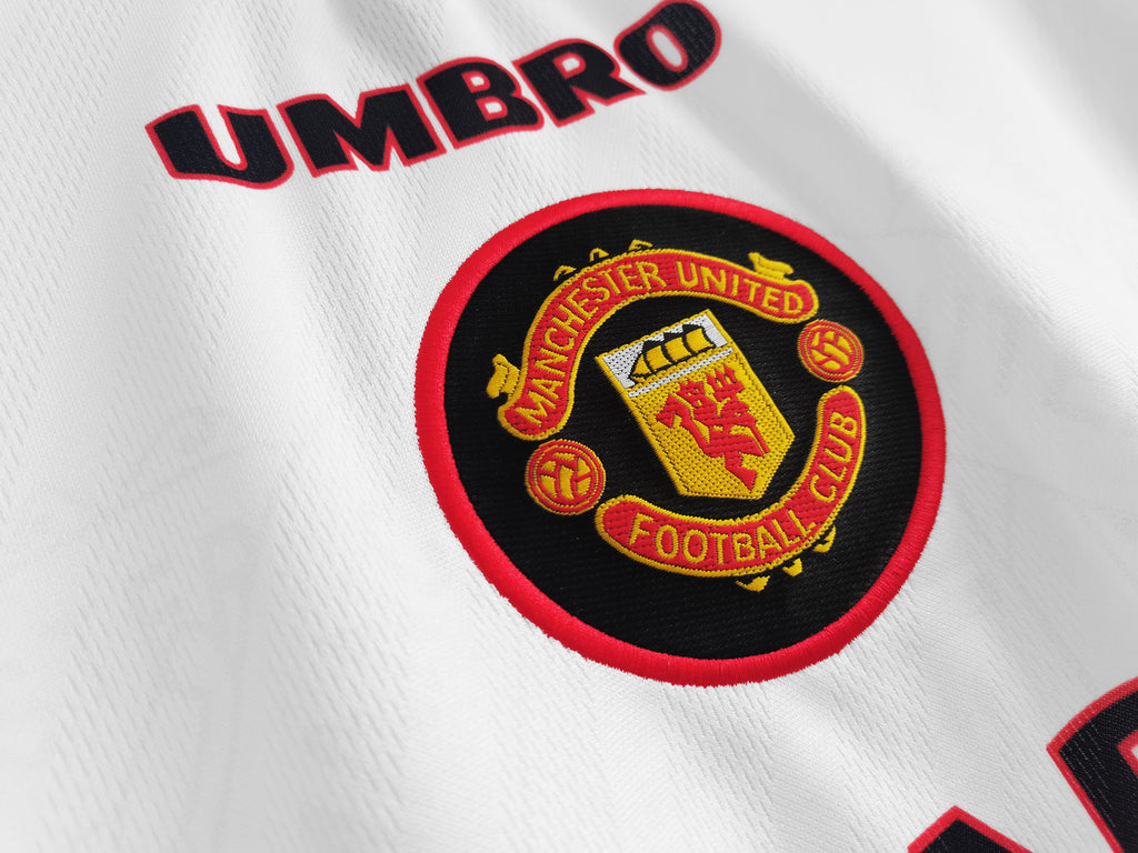 Manchester United 1996/97 (Away Kit)