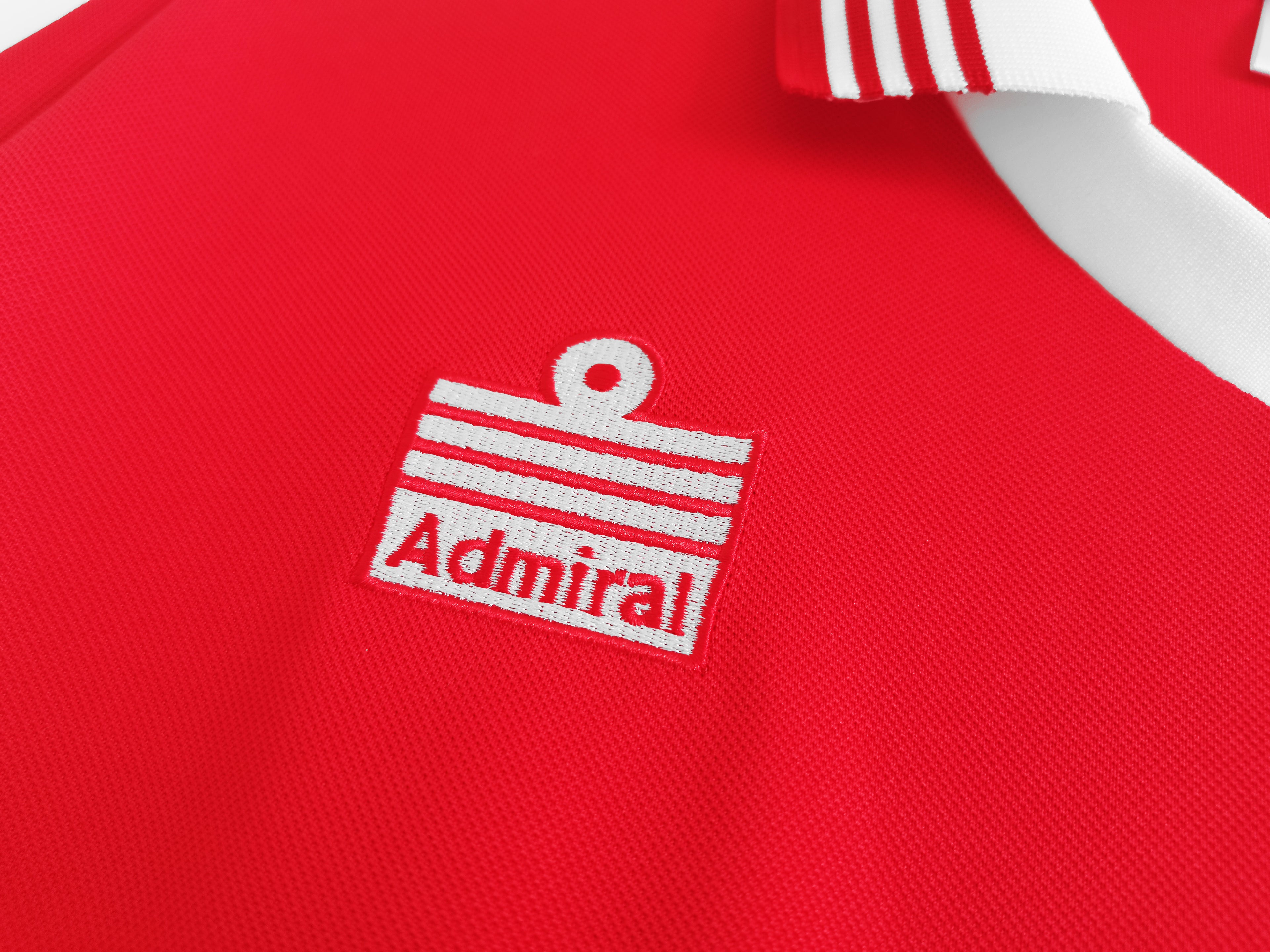 Manchester United 1982/83 (Home Kit)
