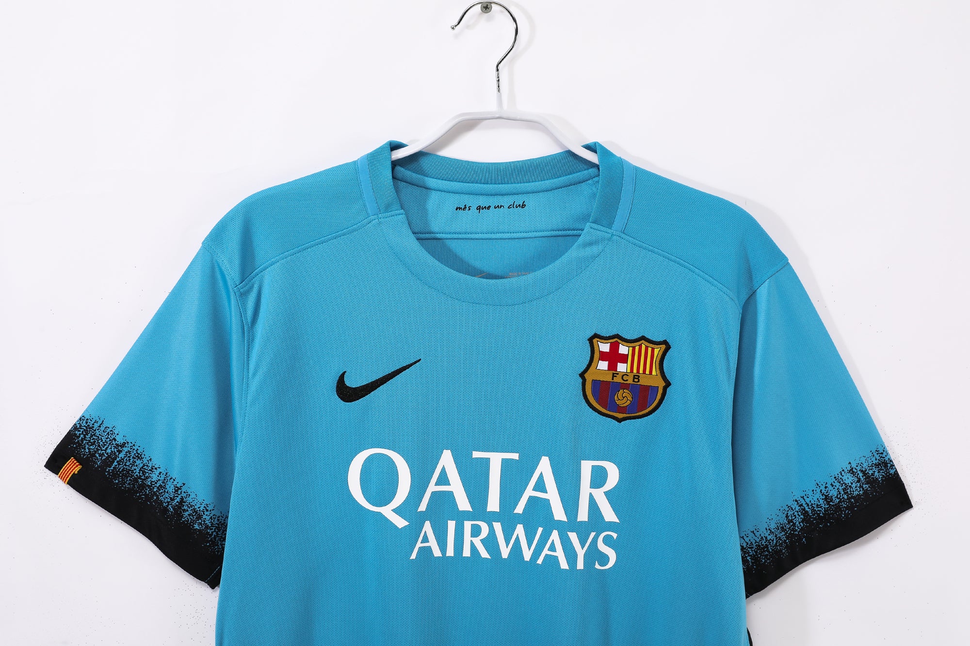 Barcelona 2015/16 (Third Kit)