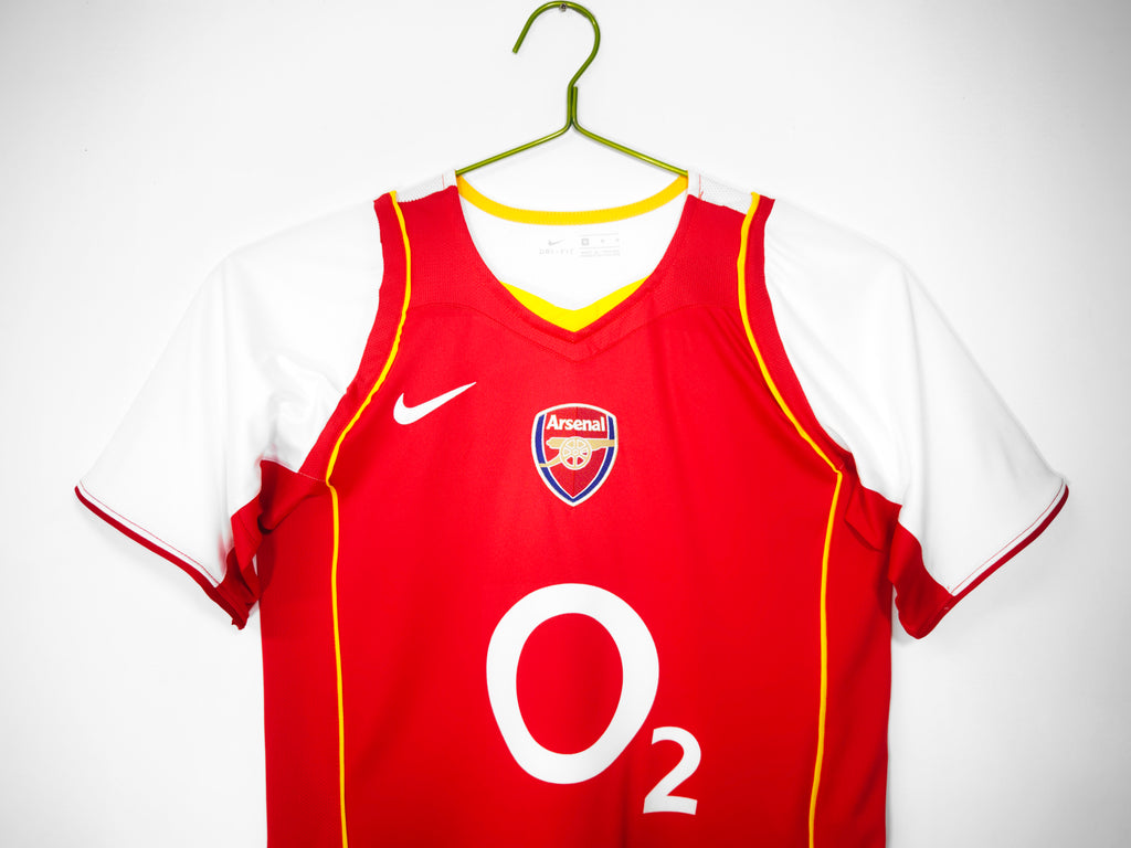 Arsenal 2004/05 (Home Kit)