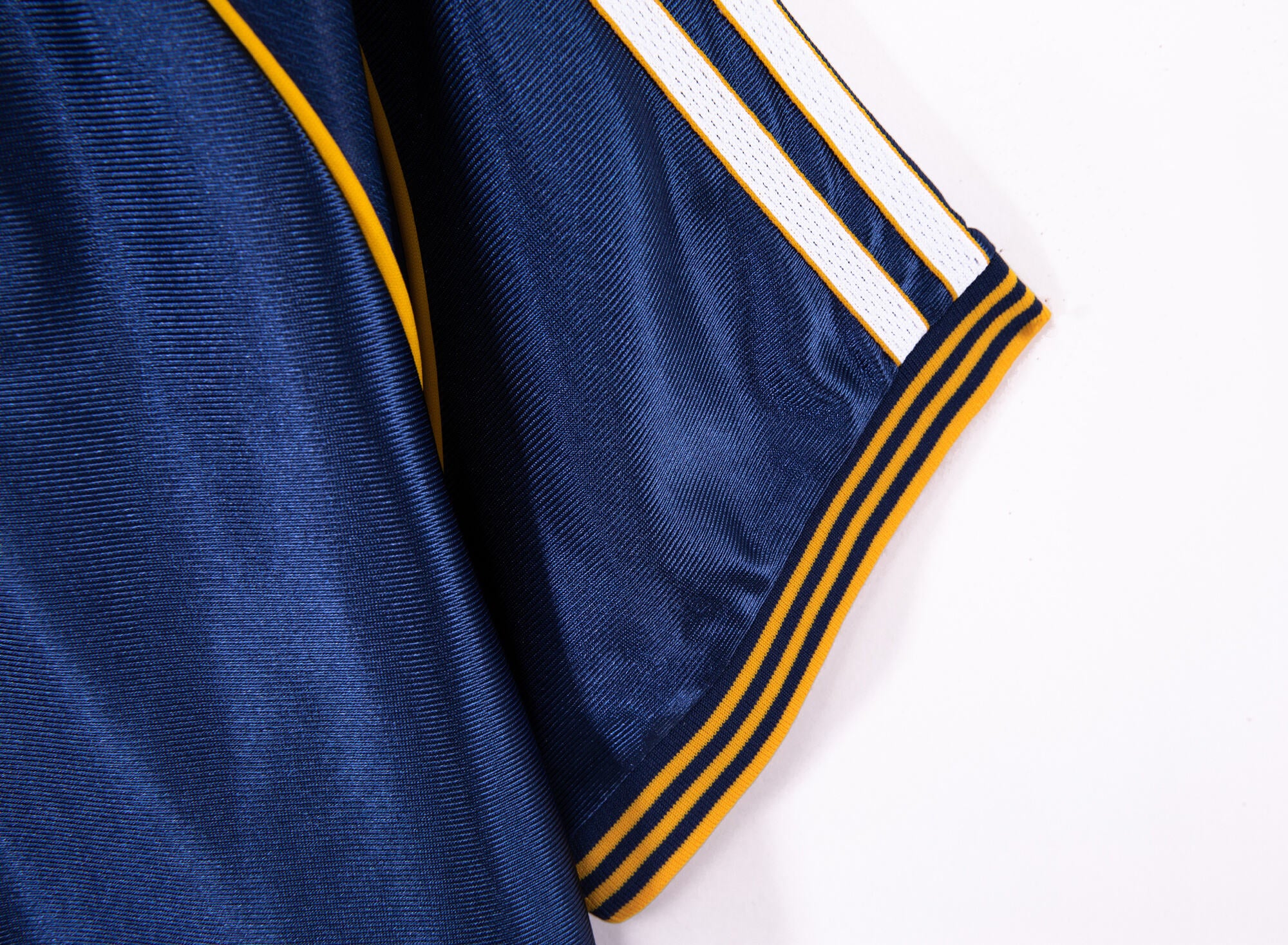 Real Madrid 1998/00 (Away Kit)