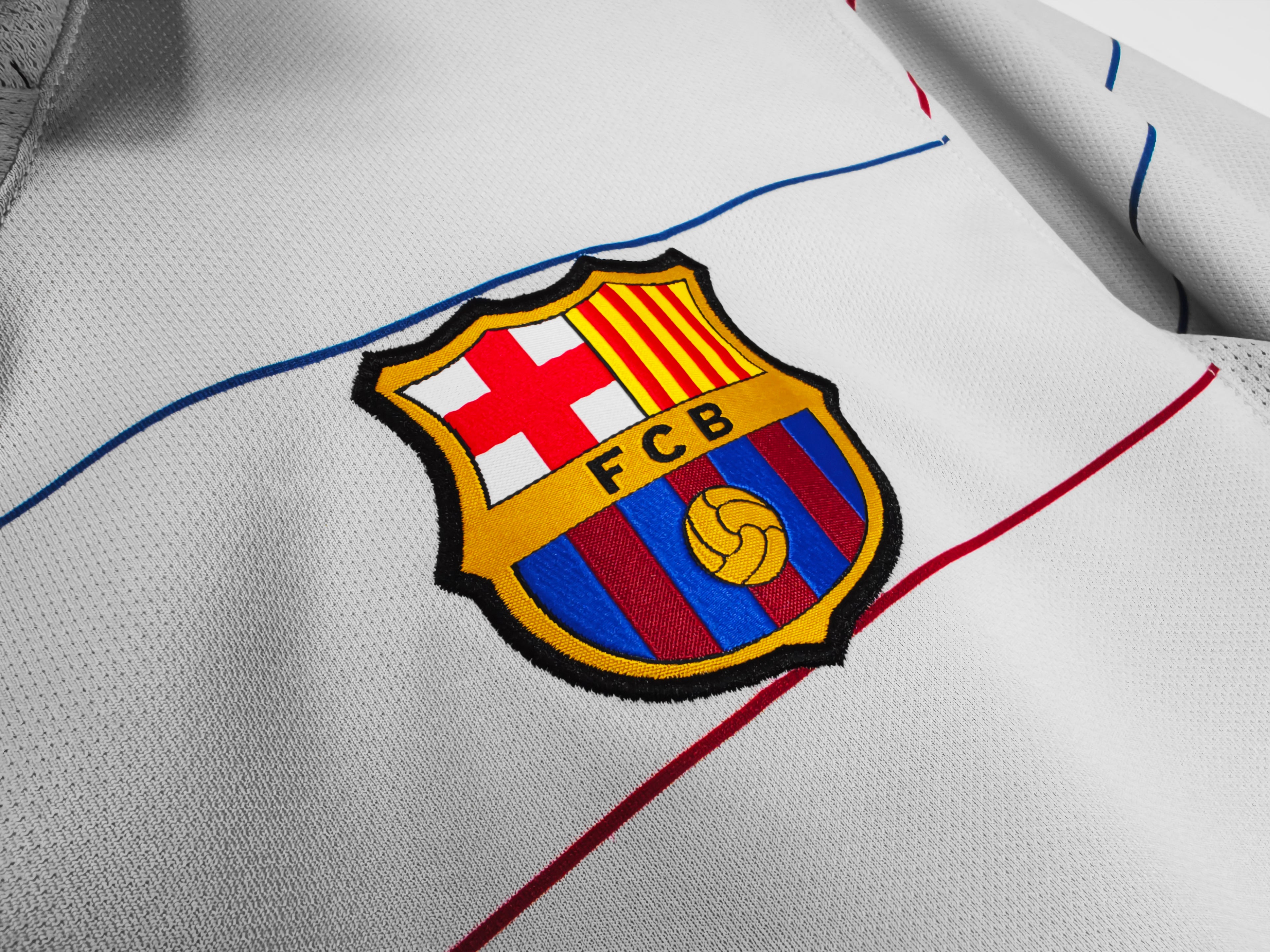 Barcelona 2003/04 (Third Kit)