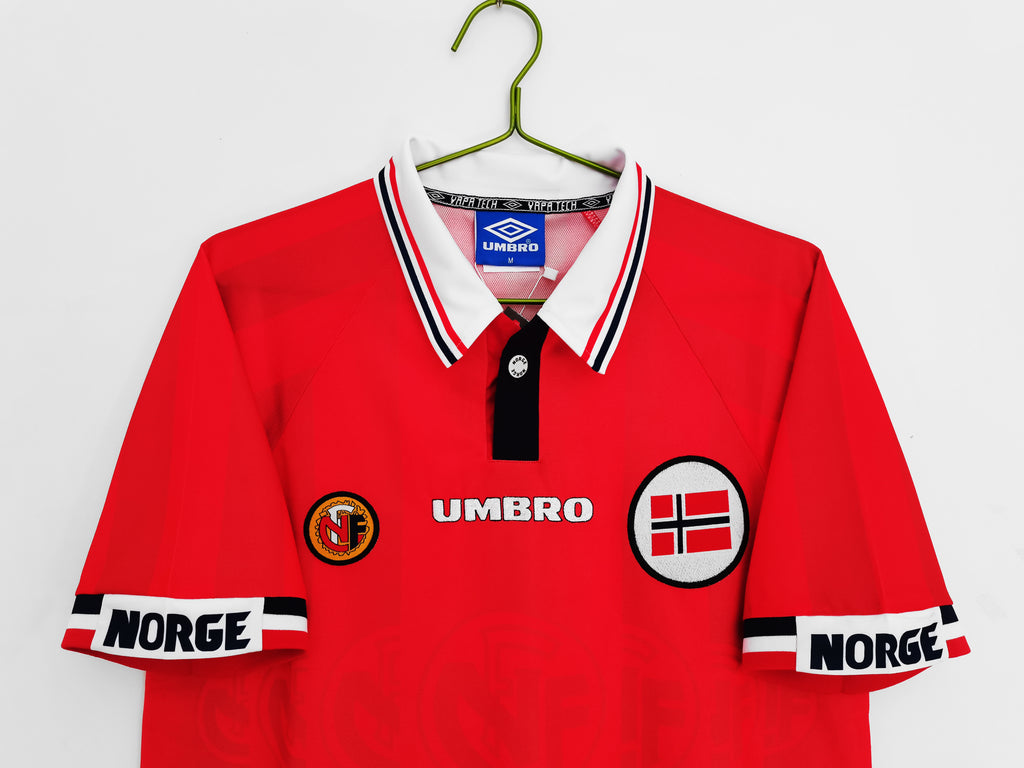 Noruega 1998/99 (Home Kit)