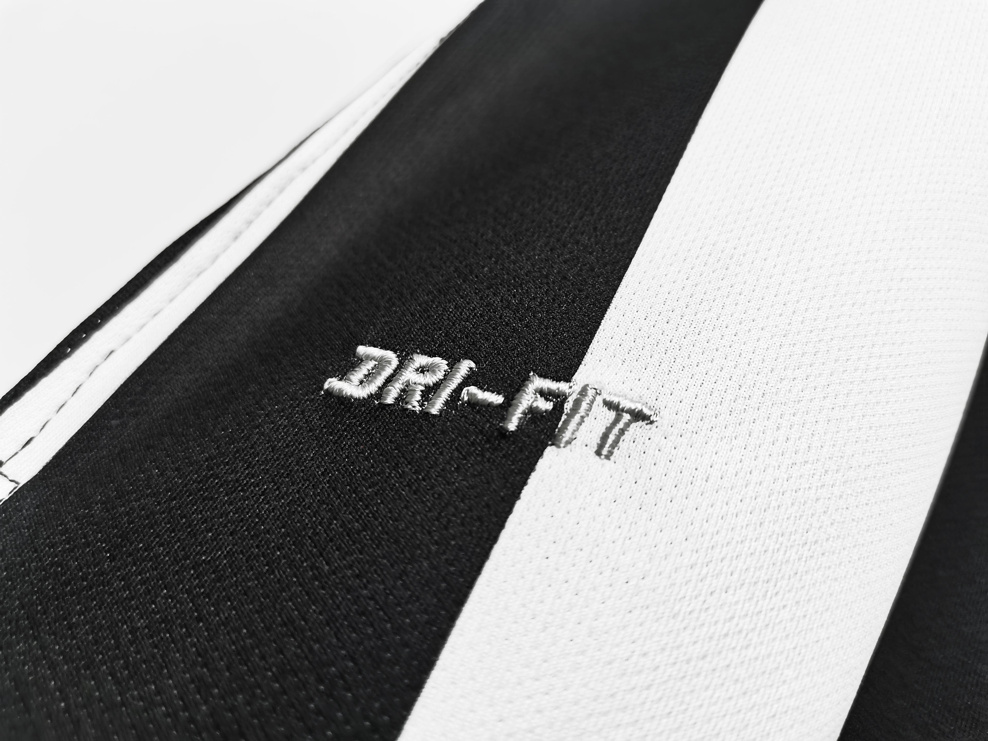 Juventus 2014/15 (Home Kit)
