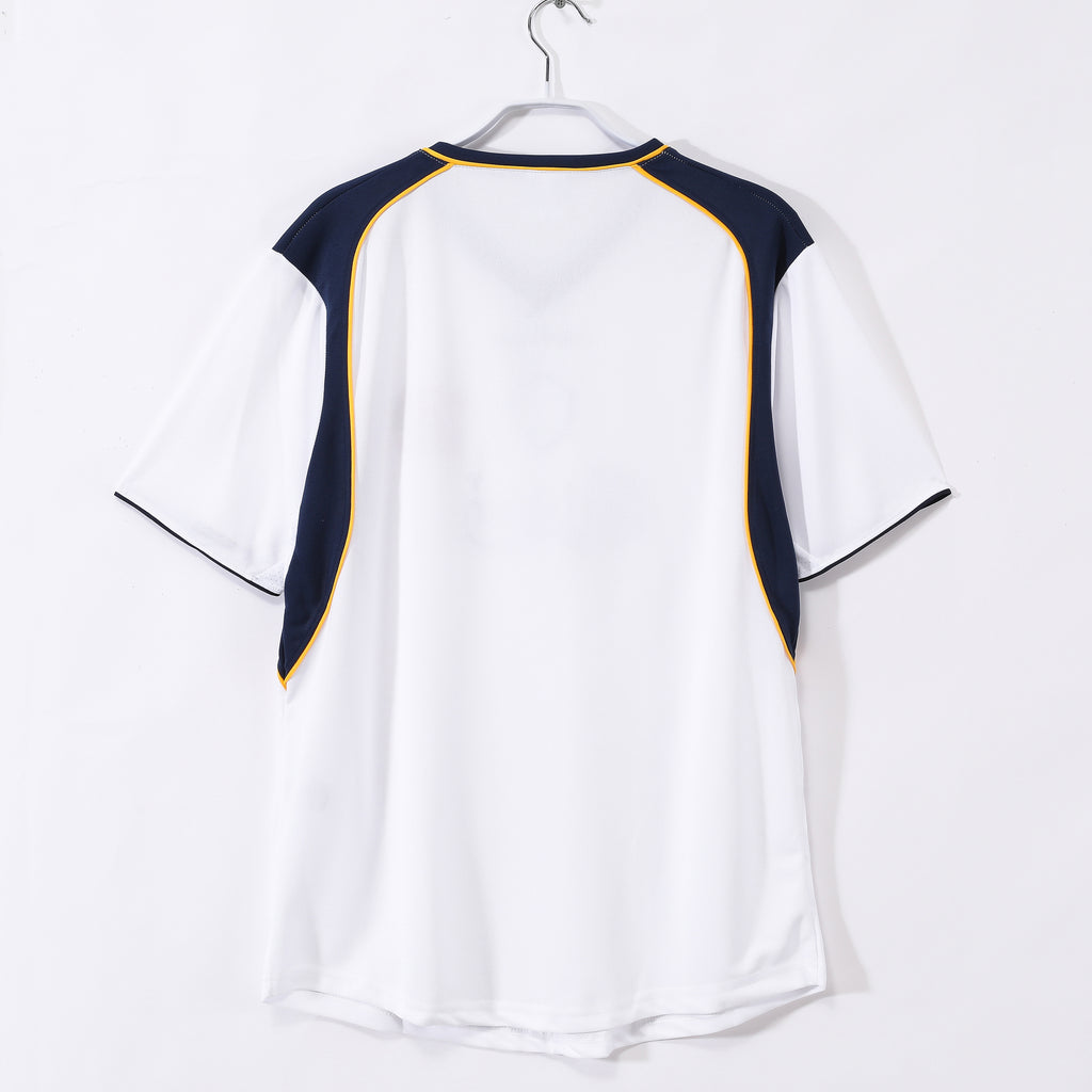 Liverpool 2001/02 (Away Kit)