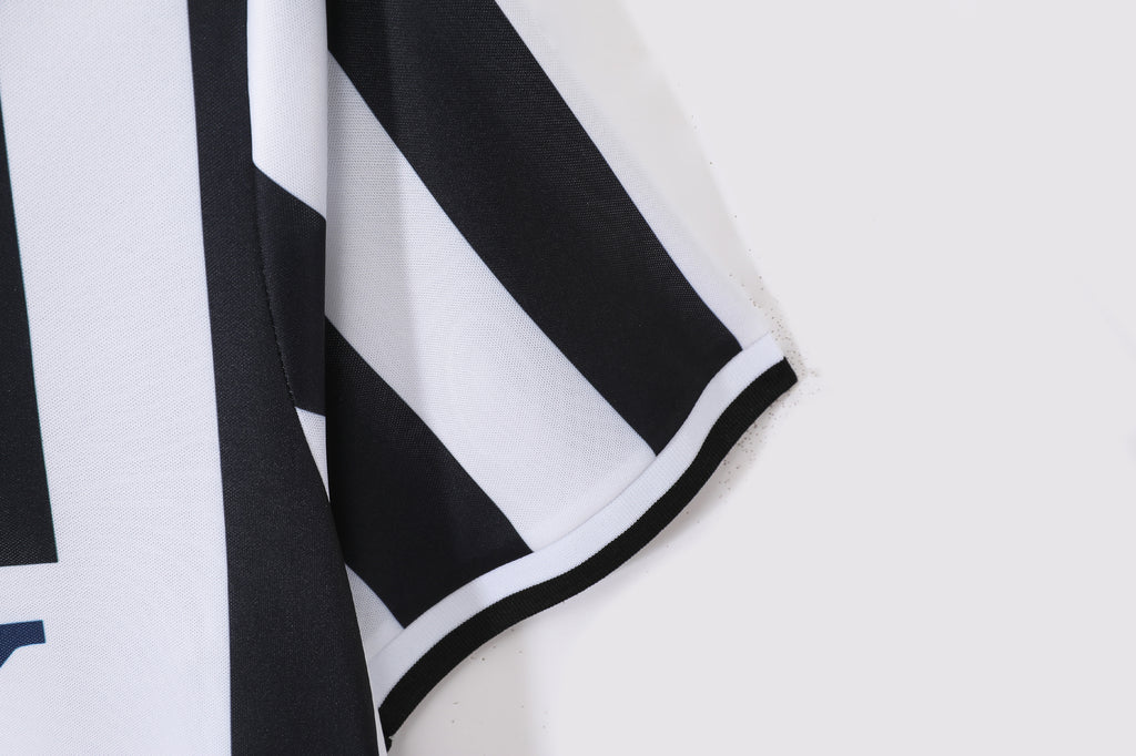 Juventus 1996/97 (Home Kit)