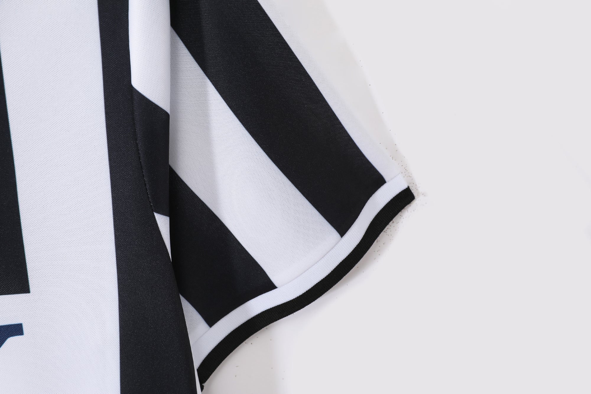 Juventus 1996/97 (Home Kit)
