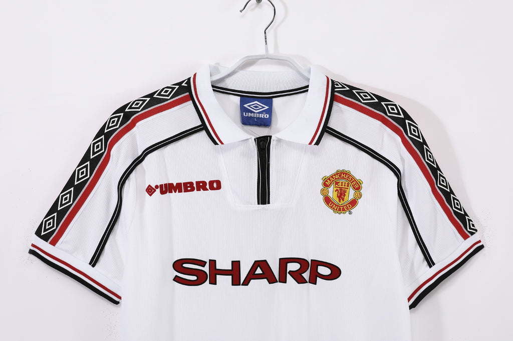 Manchester United 1998/99 (Away Kit)