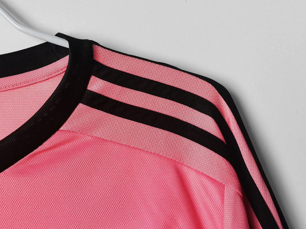Juventus 2015/16 (Away Kit - Long Sleeve)