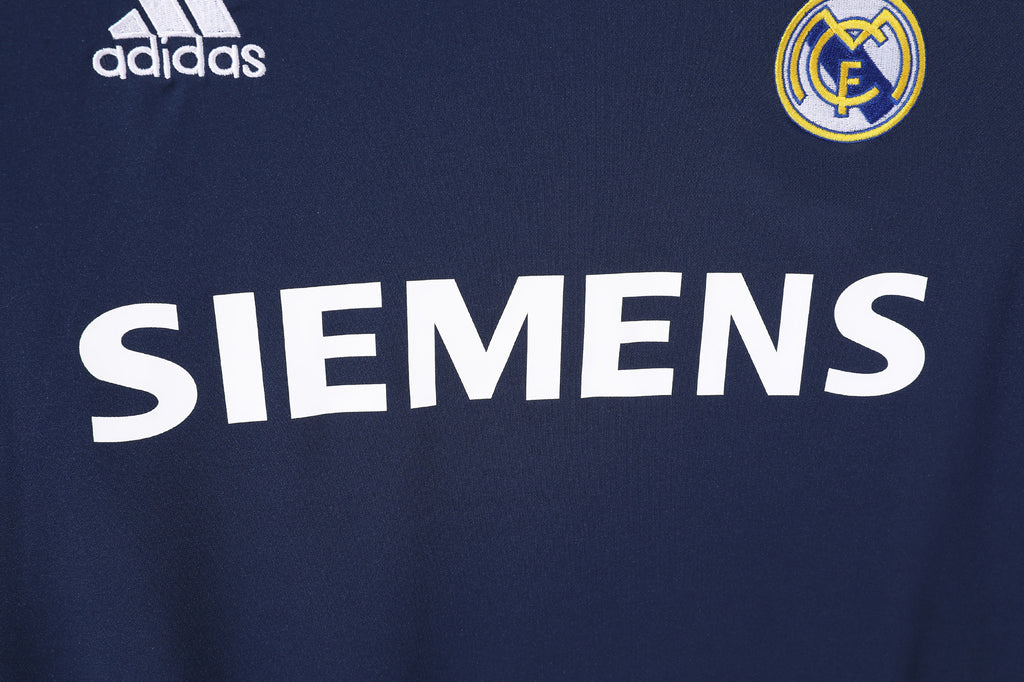 Real Madrid 2005/06 (Away Kit - Long Sleeves)