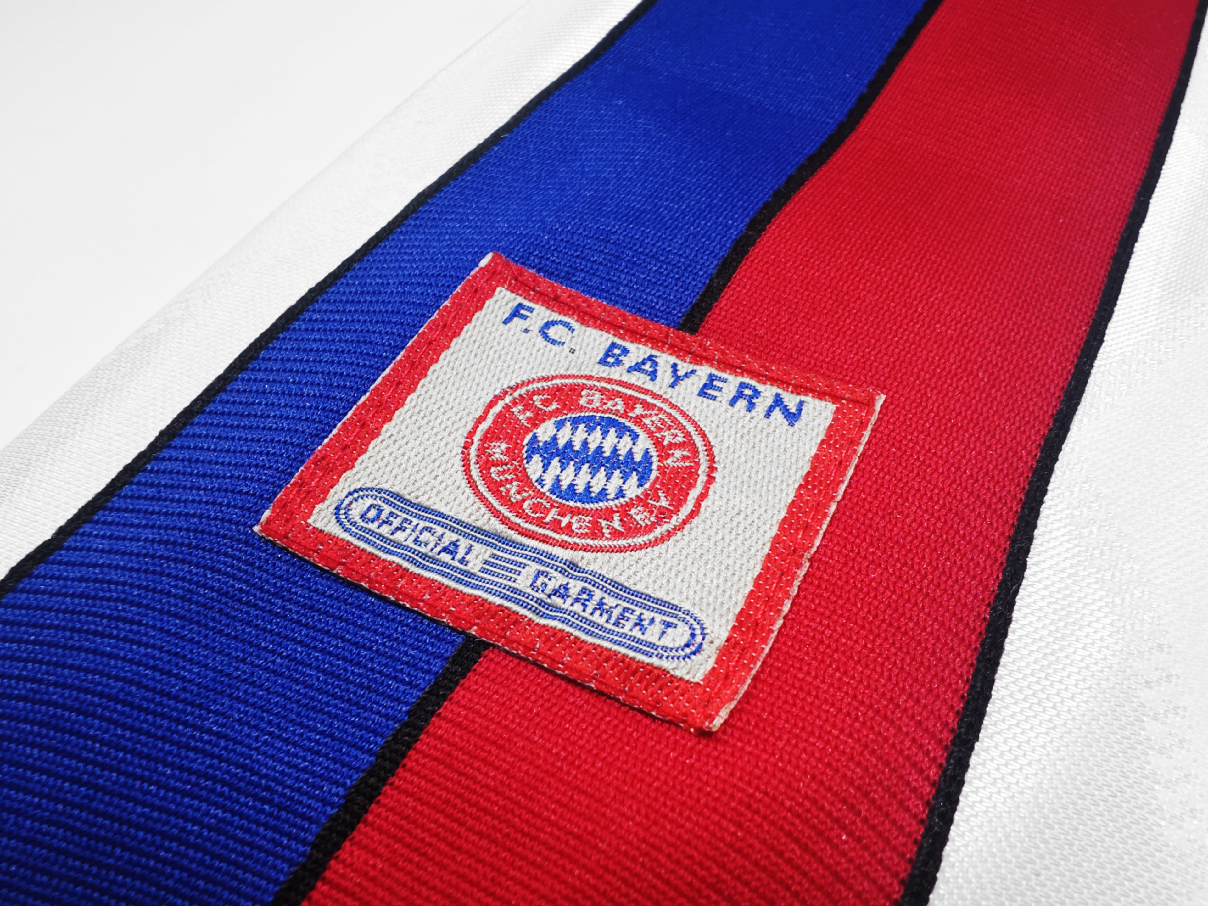 Bayer Munich 1996/98 (Away Kit)