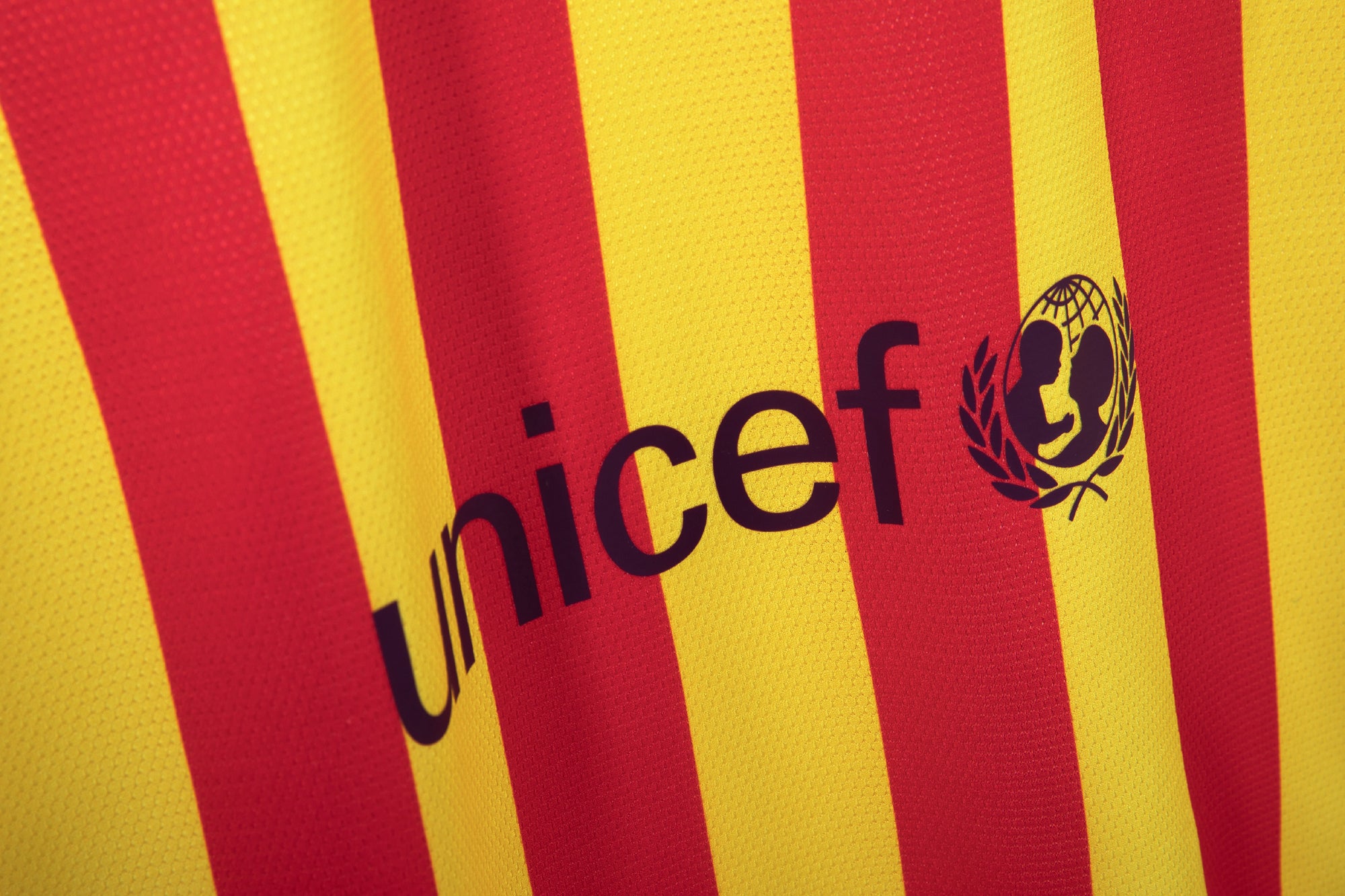 Barcelona 2013/14 (Third Kit)