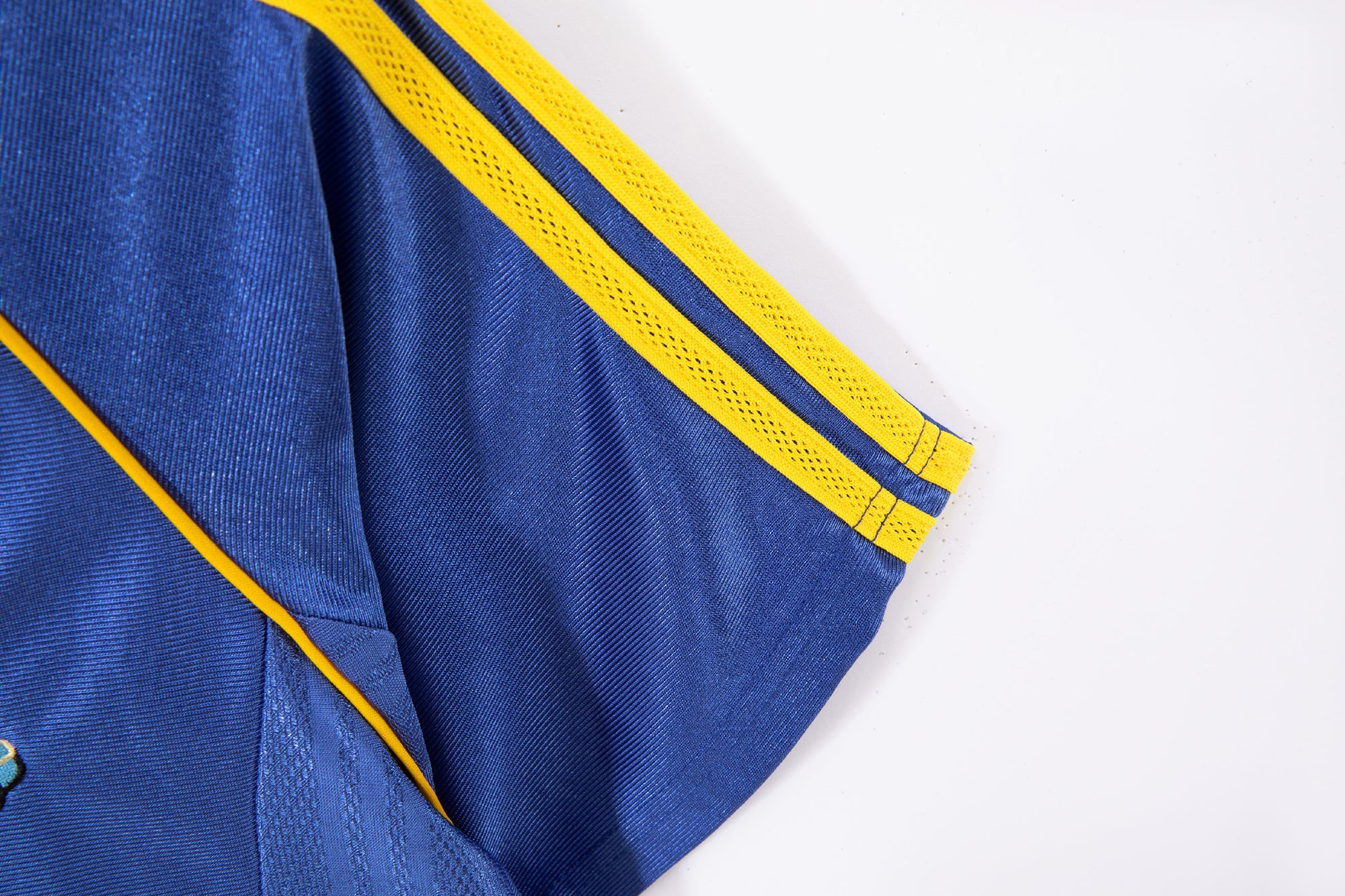 New Castle 1998/00 (Away Kit)