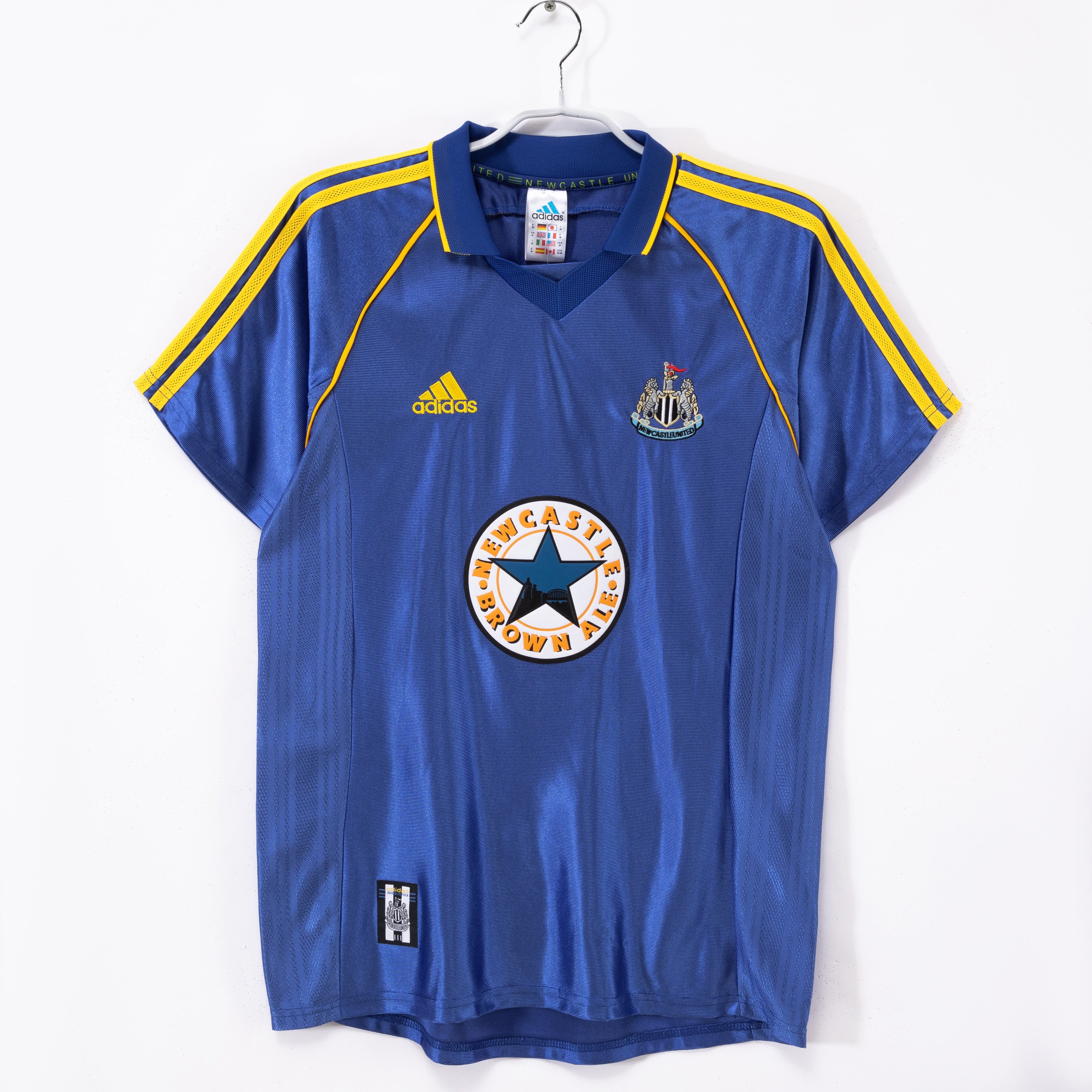New Castle 1998/00 (Away Kit)