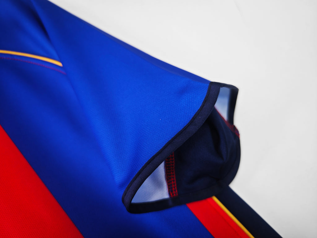 Barcelona 2001/02 (Home Kit)
