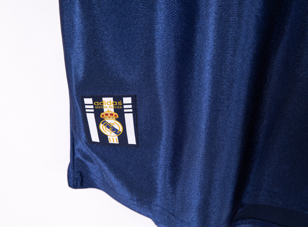 Real Madrid 1998/00 (Away Kit)