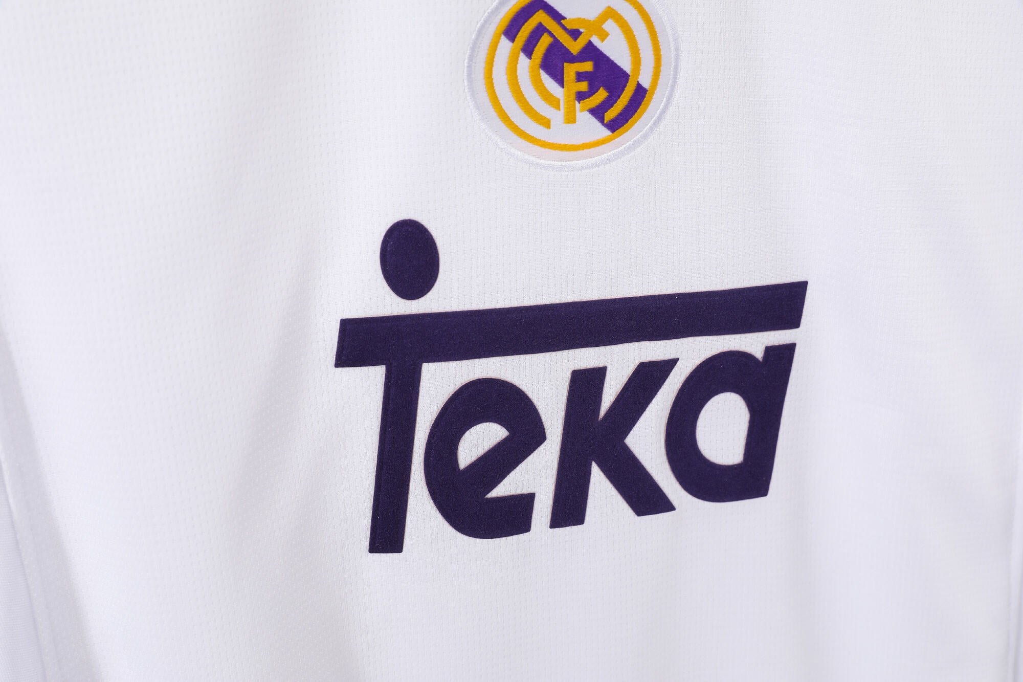 Real Madrid 1997/98 (Home Kit)
