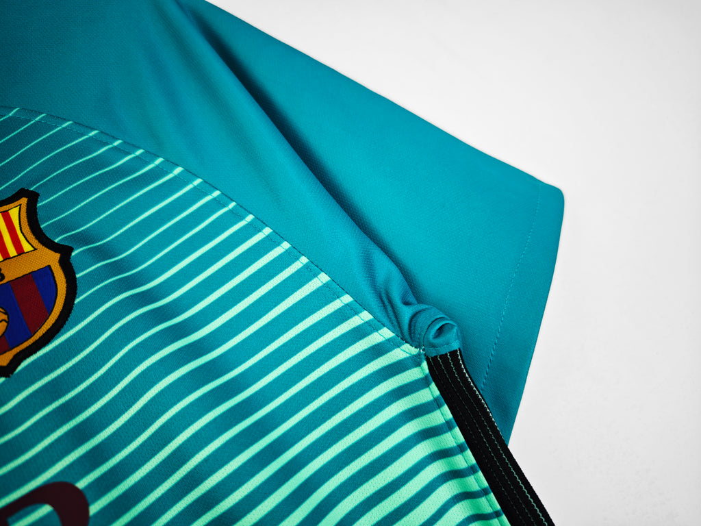 Barcelona 2016/17 (Third Kit)