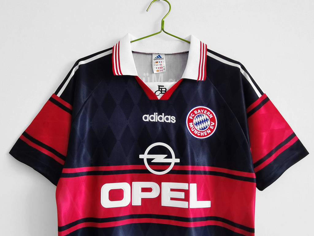 Bayer Munich 1997/99 (Away Kit)