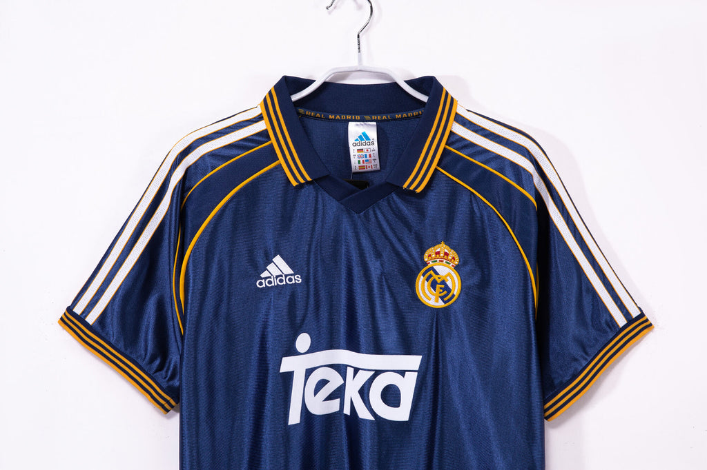 Real Madrid 1998/00 (Away Kit)