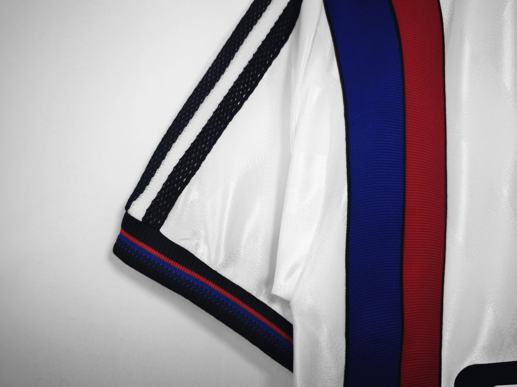 Bayer Munich 1996/98 (Away Kit)
