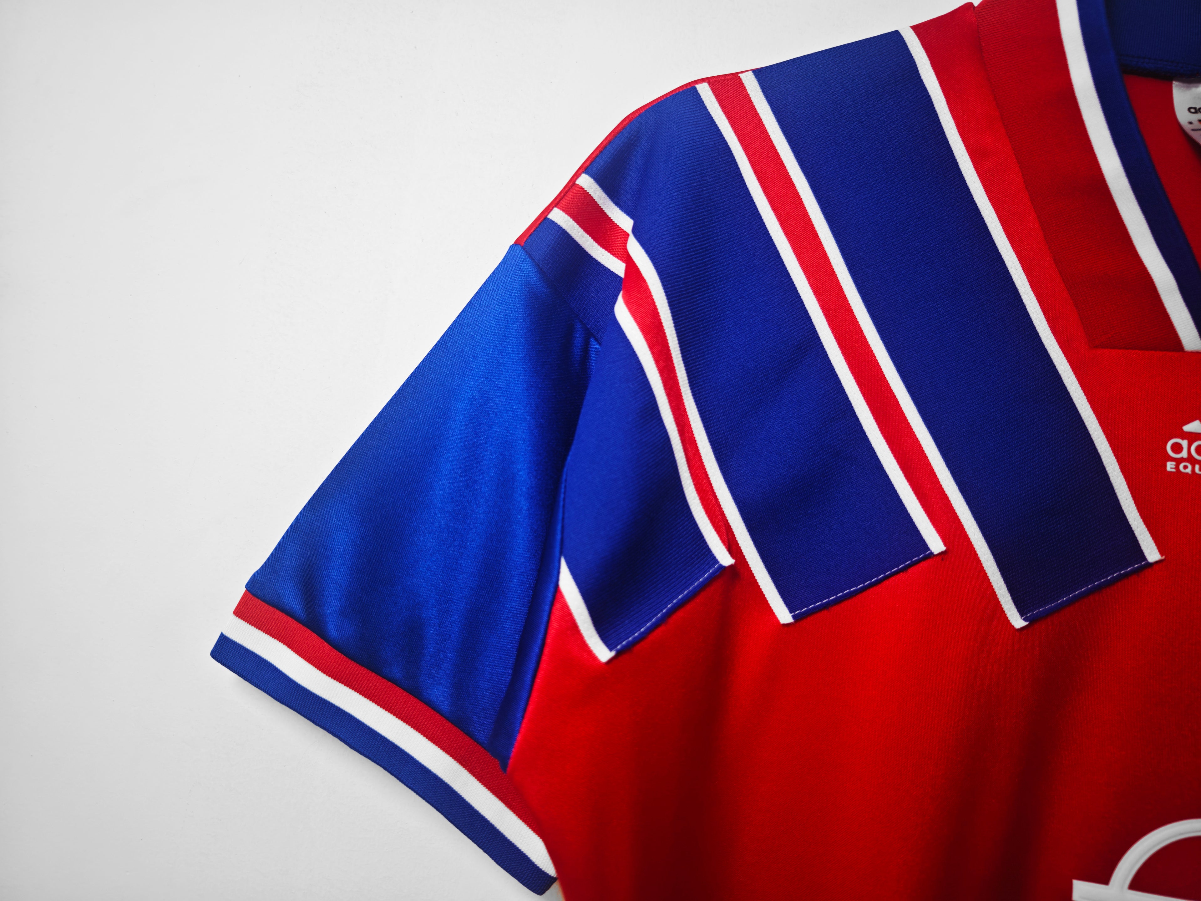 Bayern Munich 1993/95 (Home Kit)
