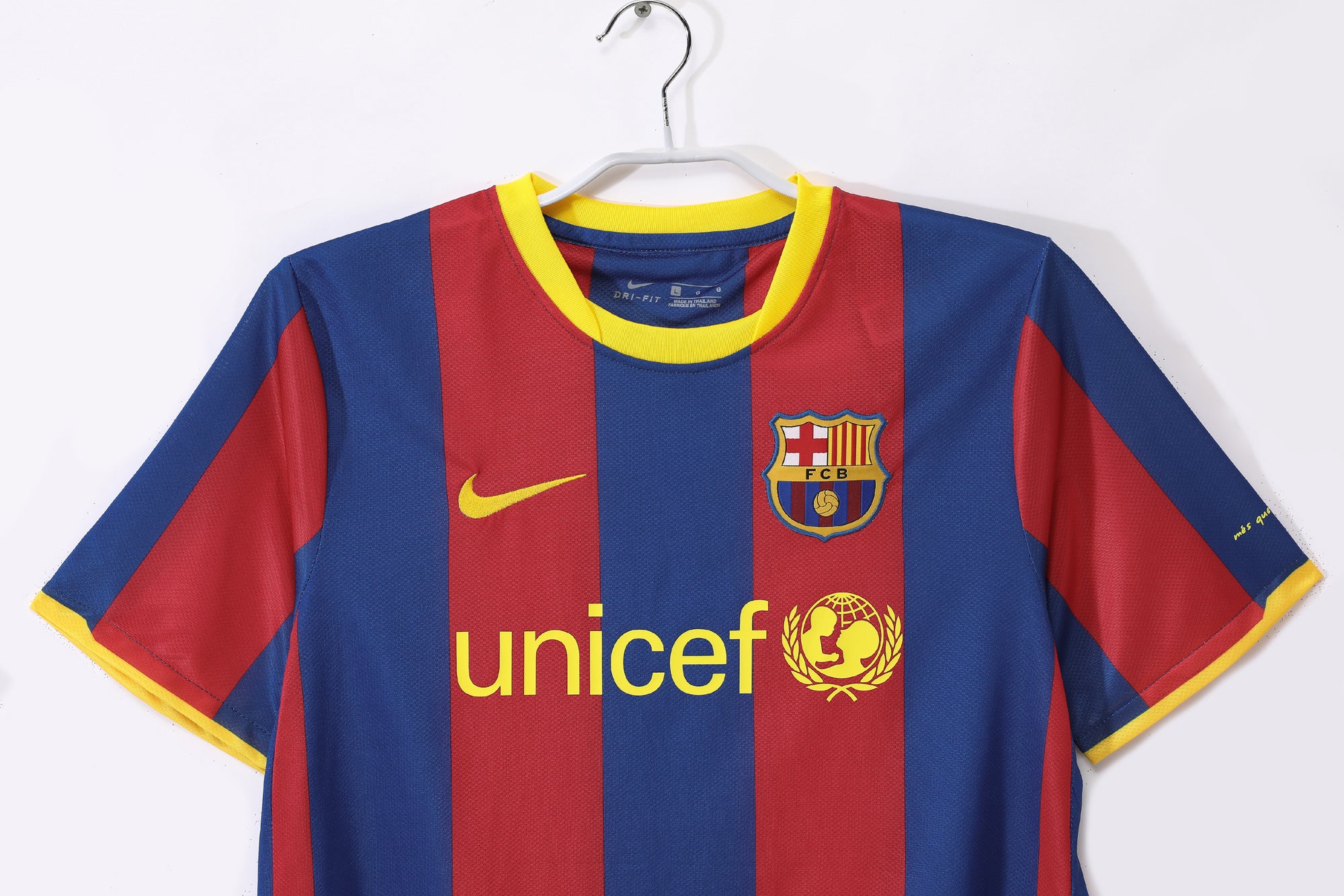 Barcelona 2010/11 (Home Kit)
