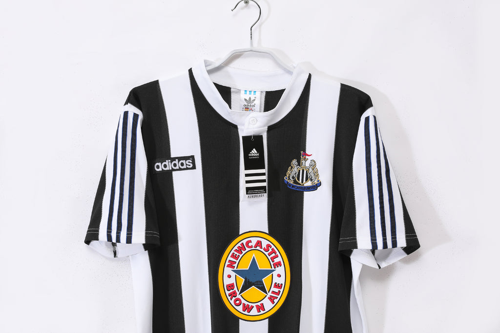 New Castle 1995/97 (Home Kit)
