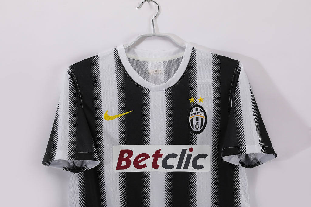 Juventus 2011/12 (Home Kit)