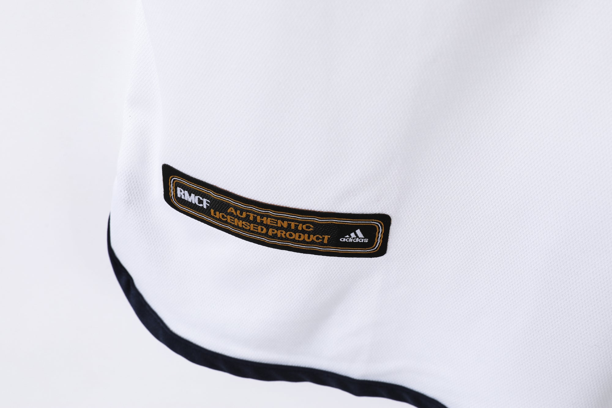 Real Madrid 2000/01 (Home Kit)