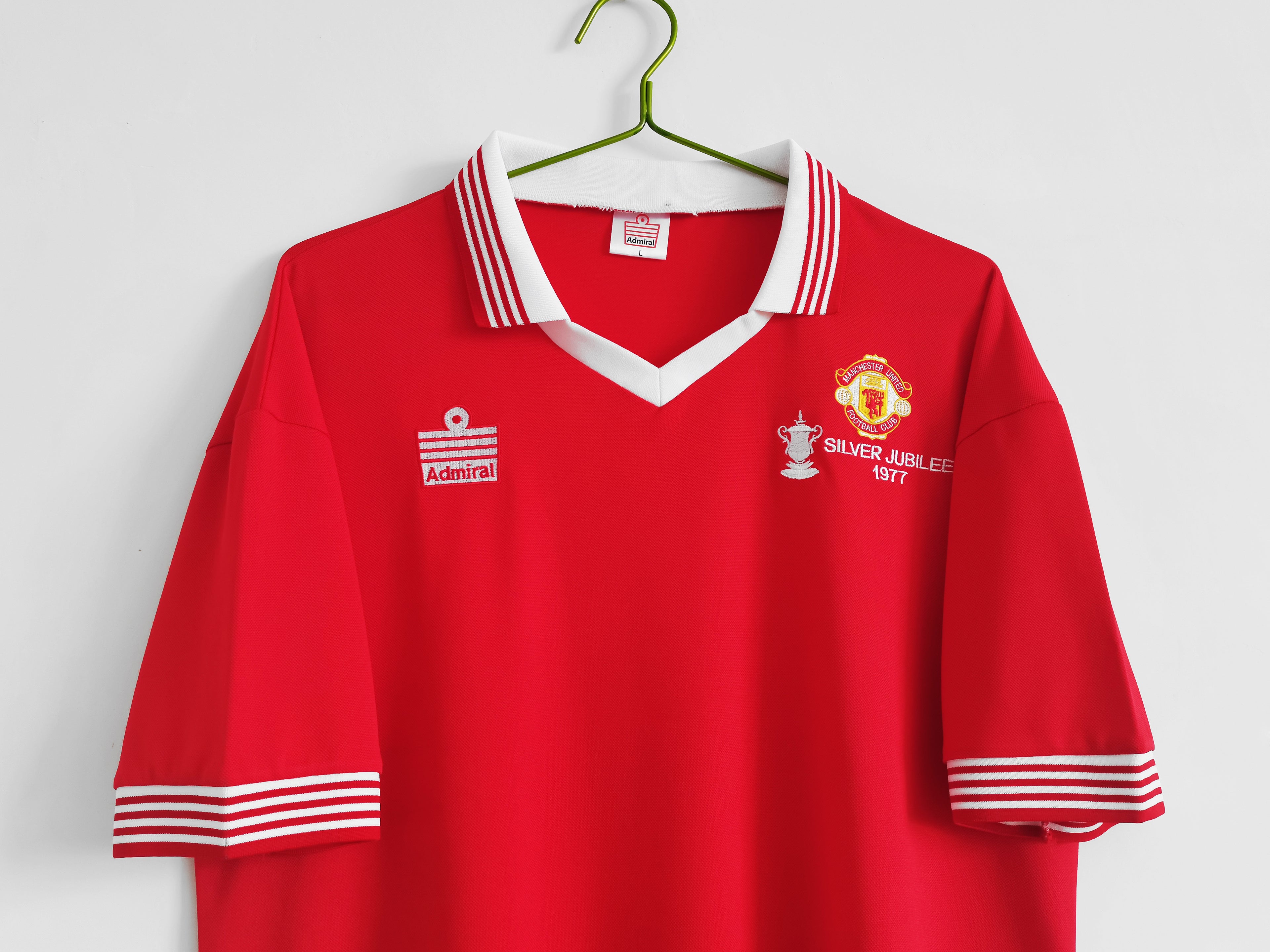 Manchester United 1982/83 (Home Kit)