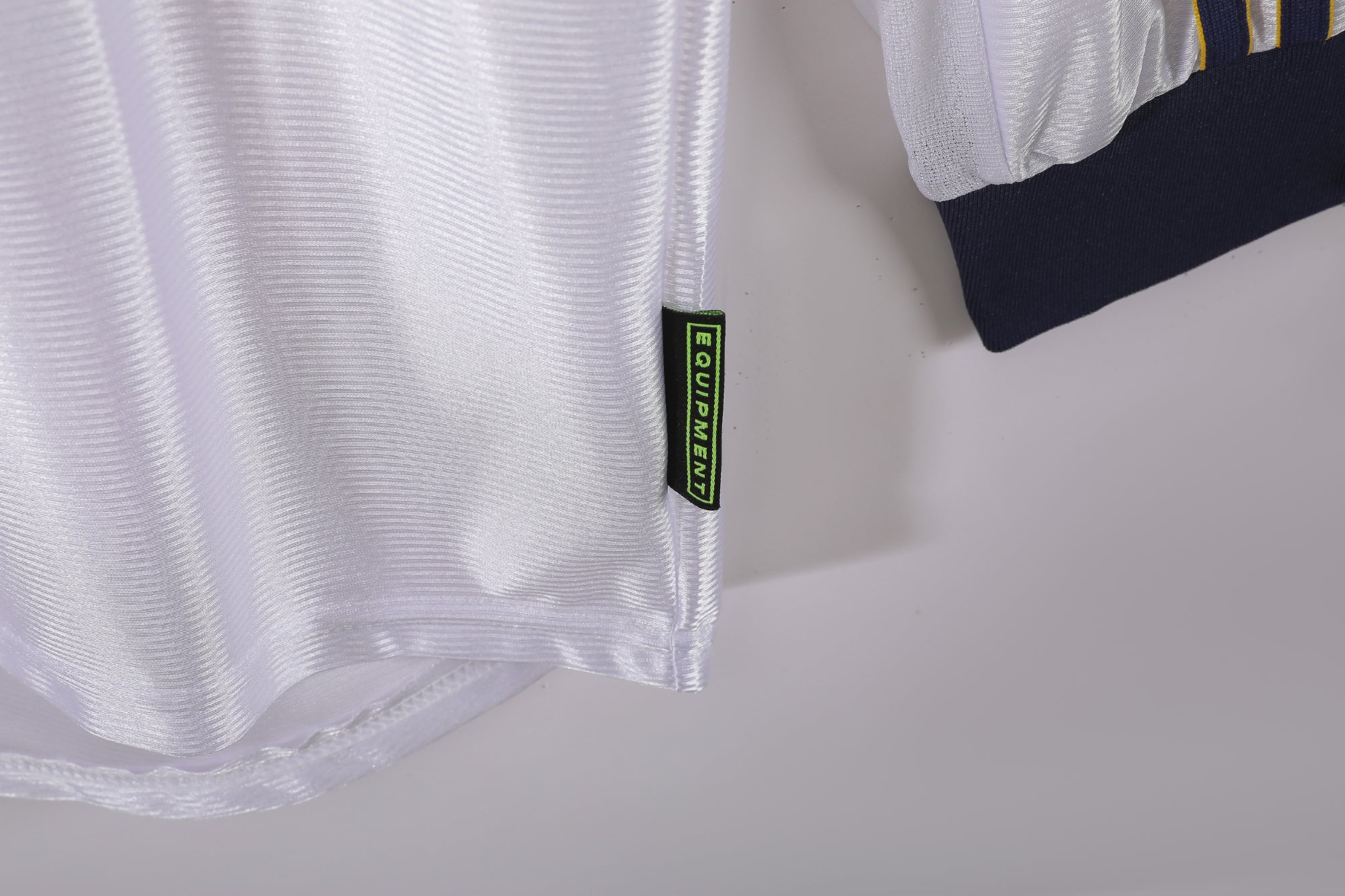 Real Madrid 1998/00 (Home Kit – Long Sleeve)