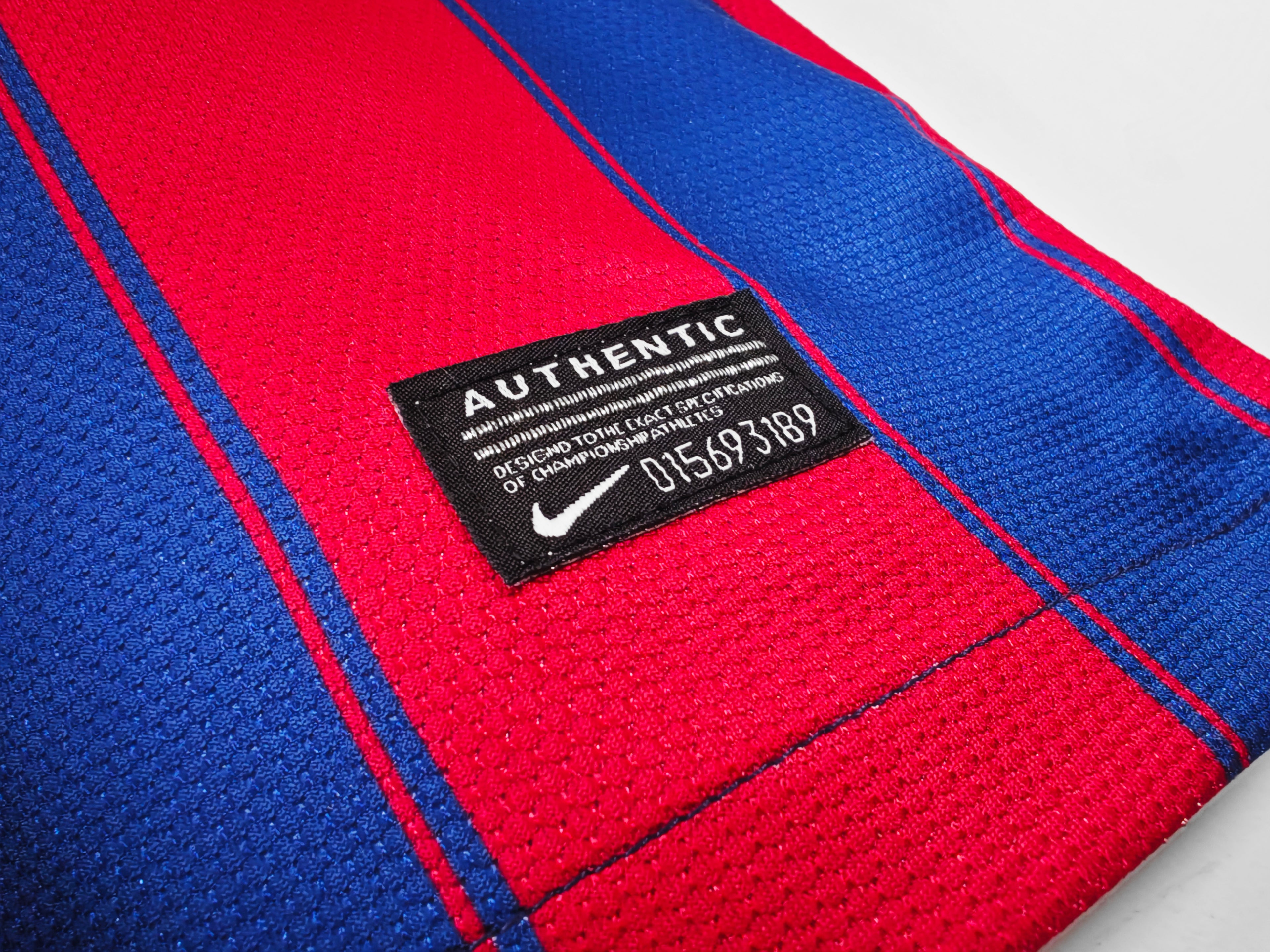 Barcelona 2009/10 (Home Kit)
