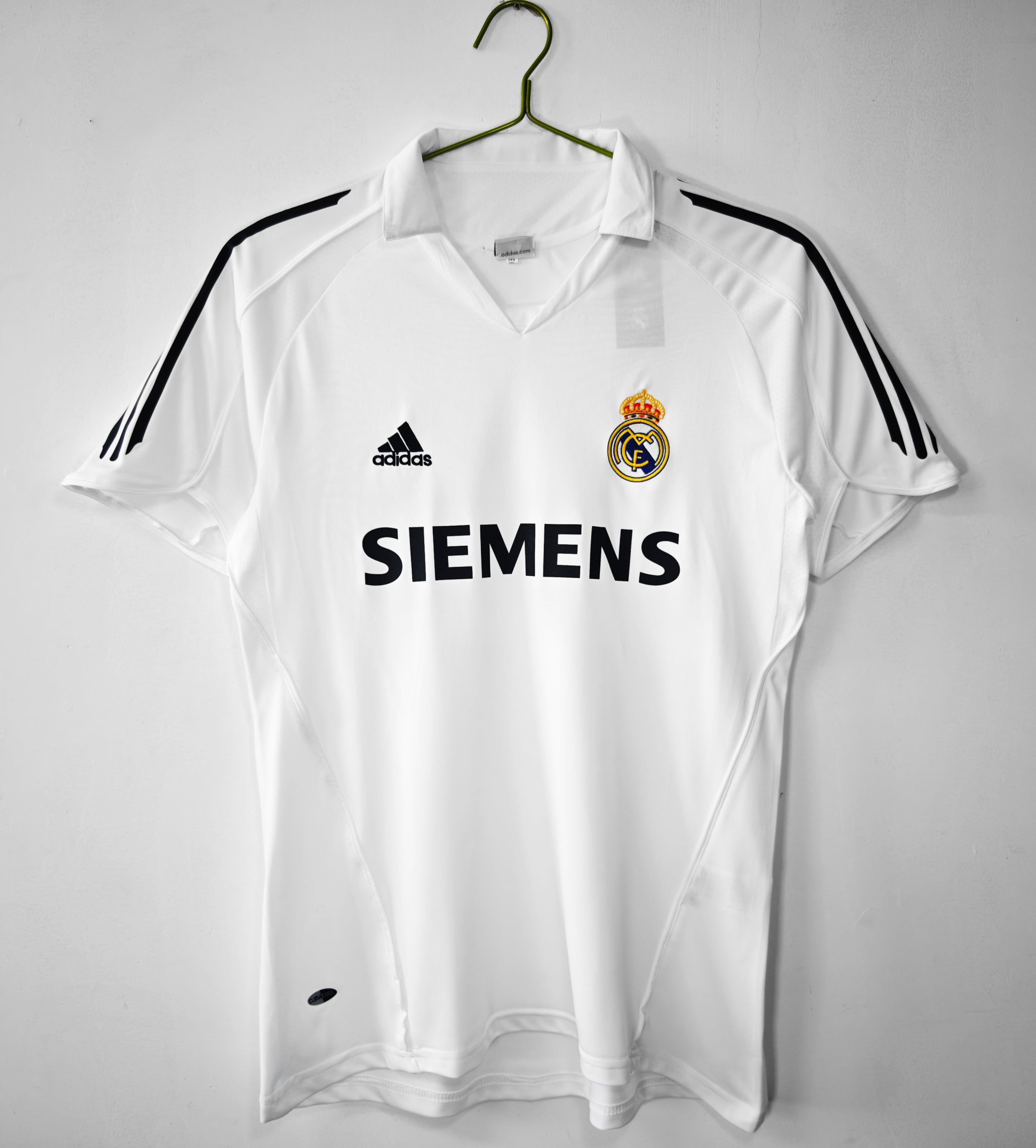 Real Madrid 2005/06 (Home Kit)